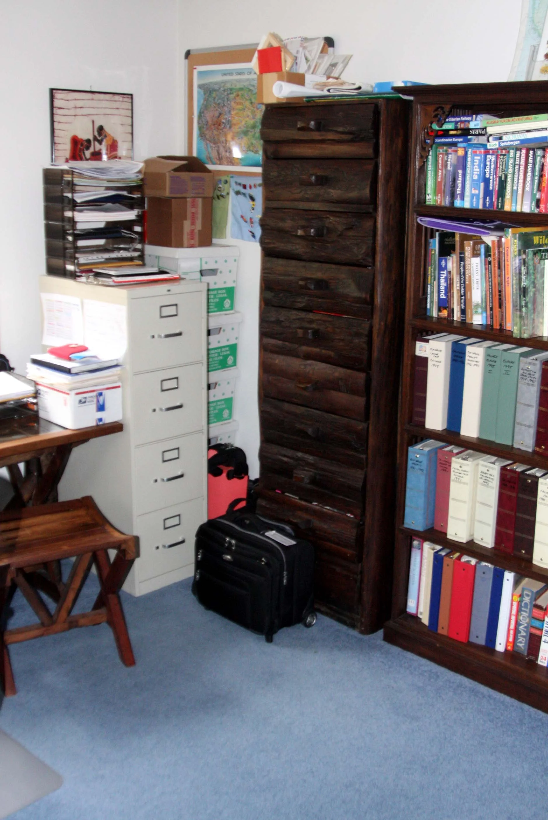 2009-4-24 - HOUSE - OFFICE - BEDROOM NUMBER THREE - SECOND LEVEL (3).JPG