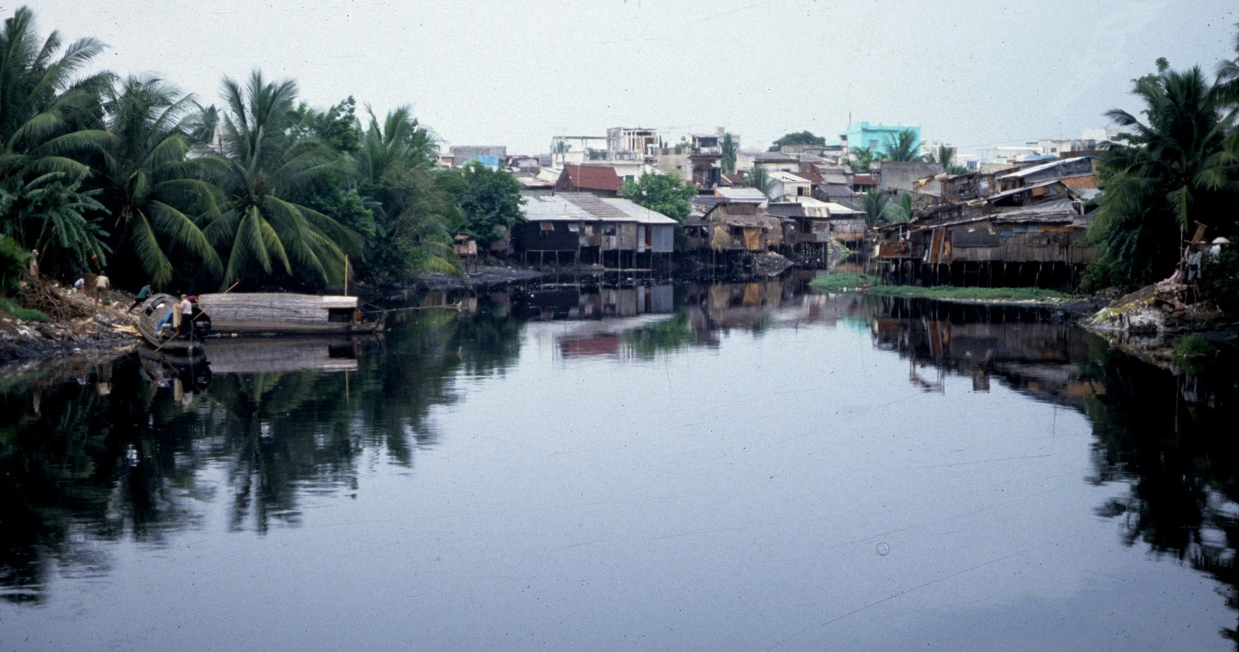 SAIGON - RIVER NEAR LIENS.jpg