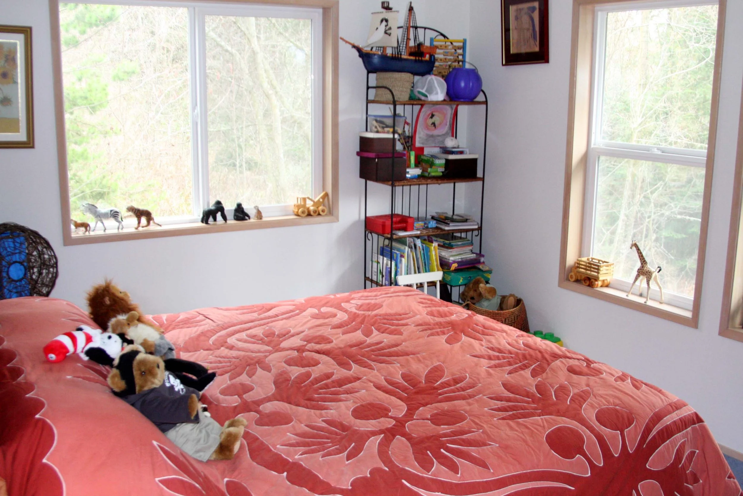 2009-4-24 - HOUSE - BEDROOM NUMBER 2 - SECOND LEVEL.JPG