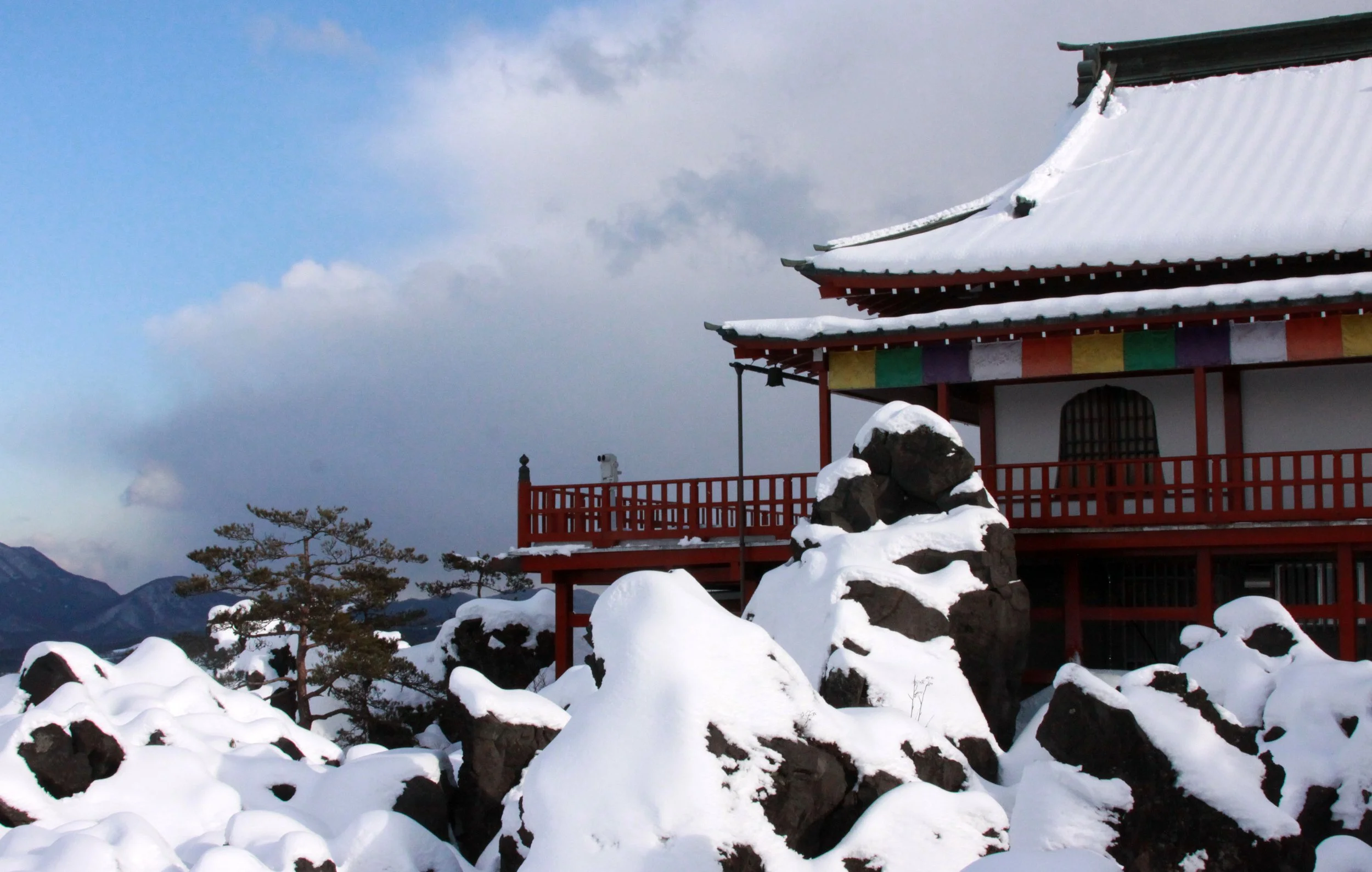 MOUNT ASAMA - JOSHIN'ETSUKOGEN NATIONAL PARK JAPAN (109).JPG