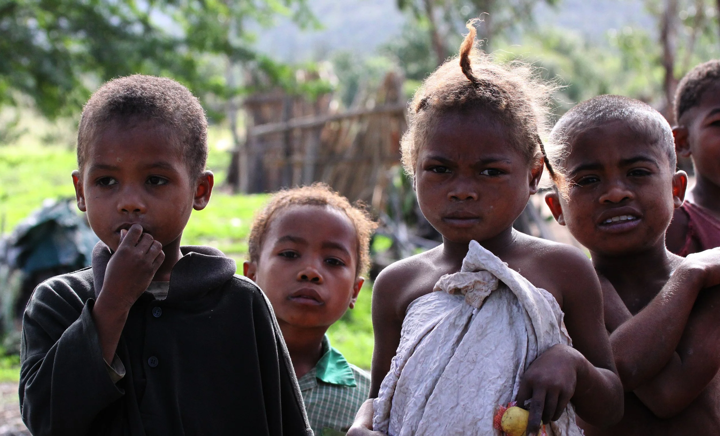 ANDOHAHELA NATIONAL PARK MADAGASCAR - VILLAGE NEAR ENTRANCE (11).JPG