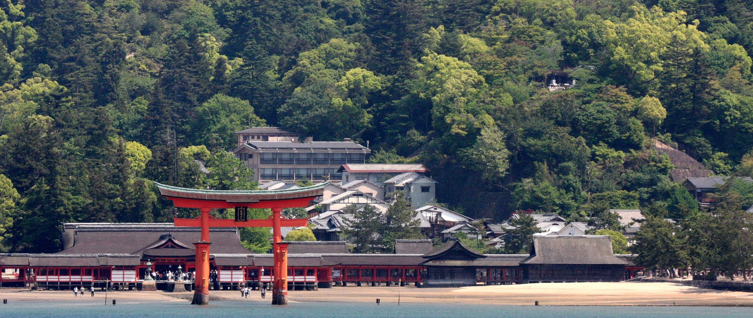 MIYAJIMA - MAY 2009 - SCENES AND LANDSCAPES (38).JPG