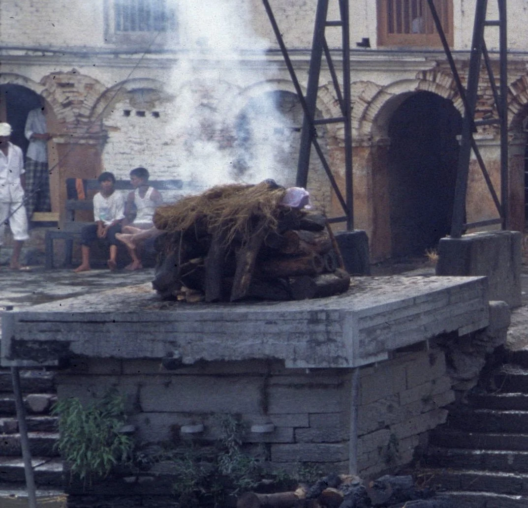 NEPAL - KATMANDU - FUNERAL RIVER SECTION (2)1.jpg