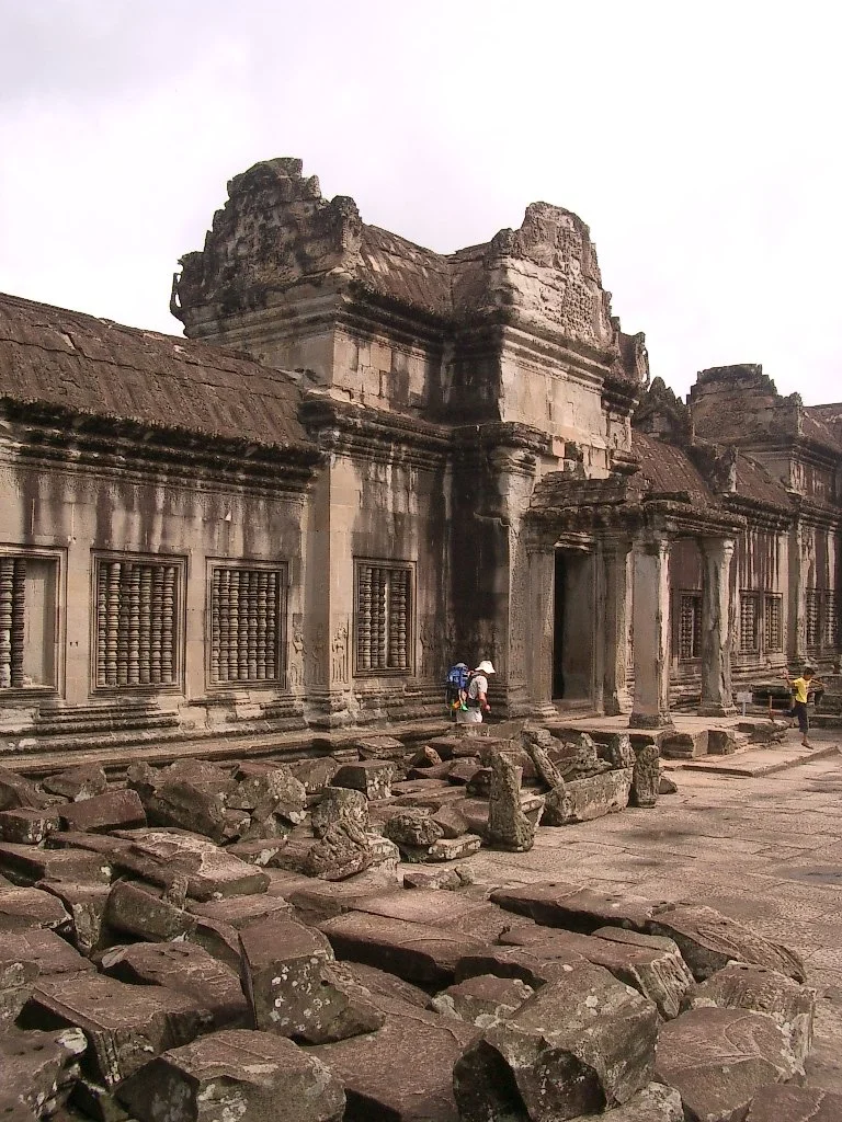 ANGKOR - ANGKOR WAT TEMPLE - CAMBODIA (36).JPG