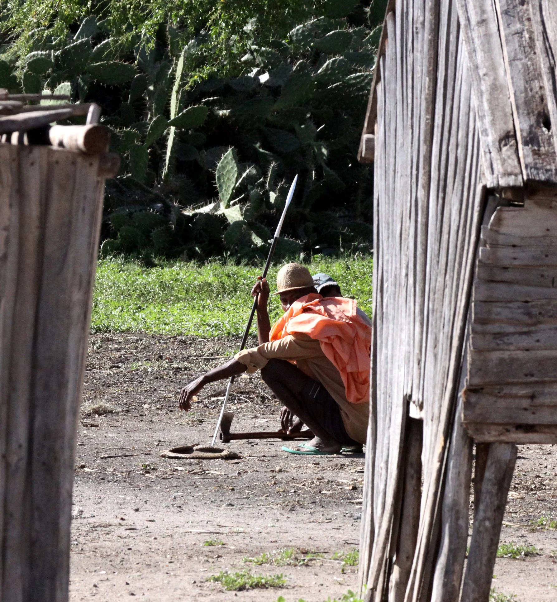 ANDOHAHELA NATIONAL PARK MADAGASCAR - VILLAGE NEAR ENTRANCE (2).JPG