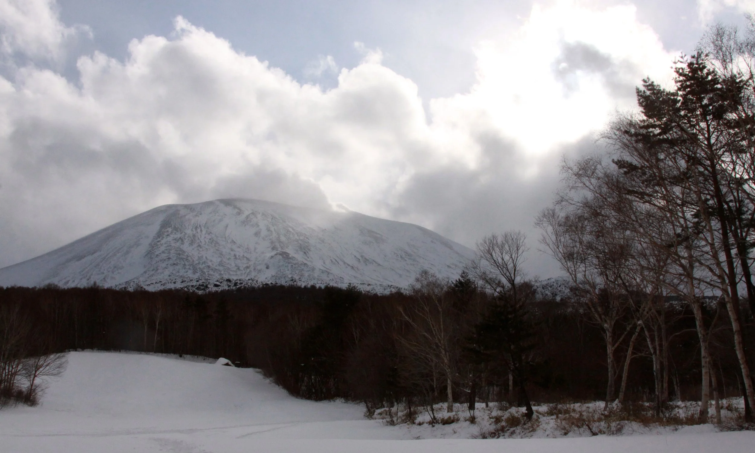 MOUNT ASAMA - JOSHIN'ETSUKOGEN NATIONAL PARK JAPAN (37).JPG