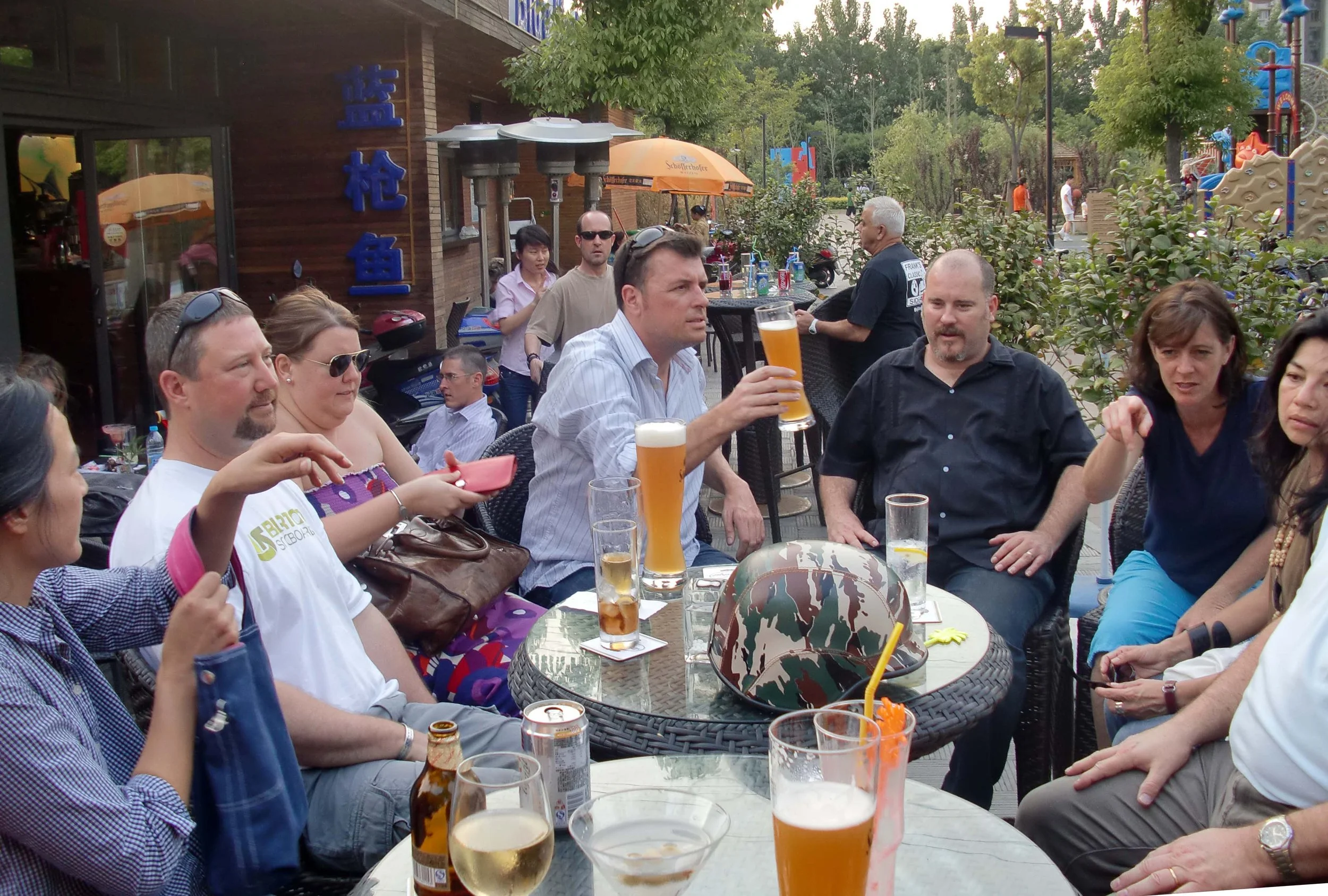 2011-5-19 FRIDAY NIGHT AT BLUE MARLIN JINQIAO (5).JPG