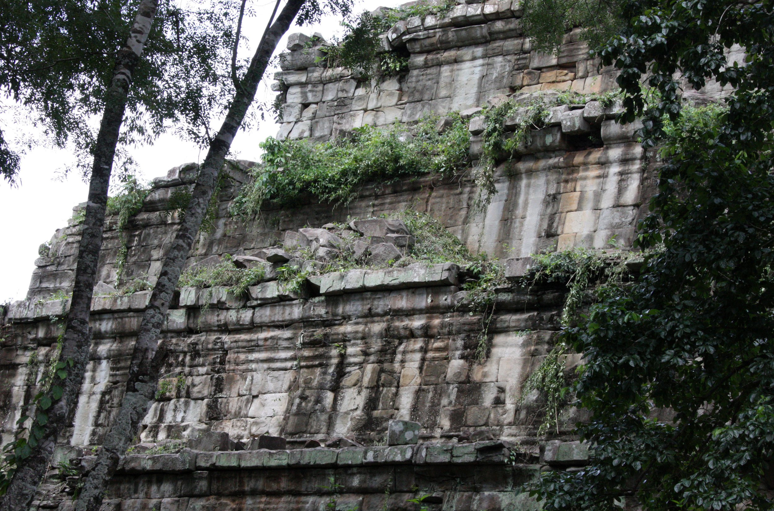 KOH KER TEMPLE CAMBODIA (22).JPG