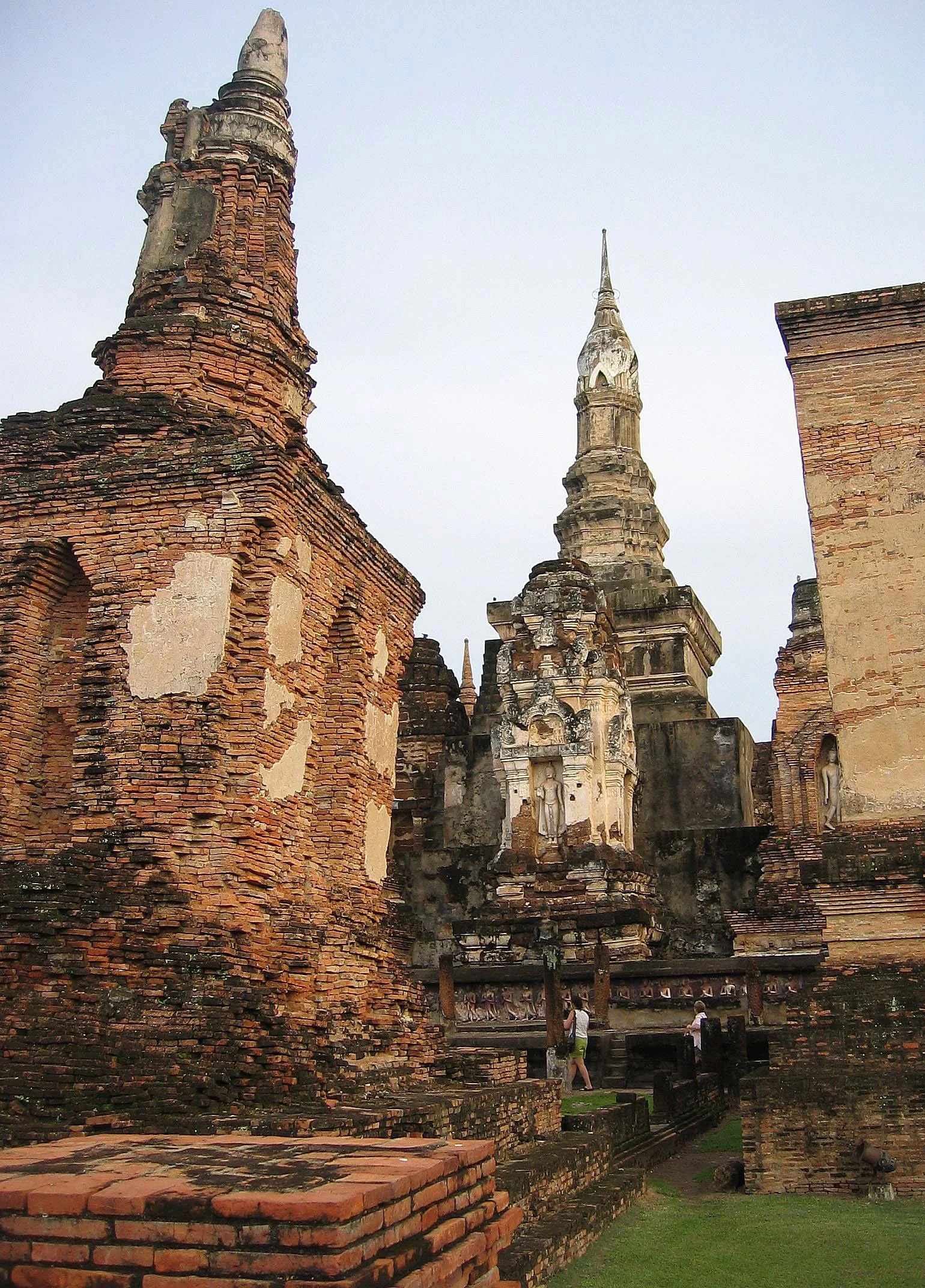 SUKHOTHAI - 2006 (35).jpg