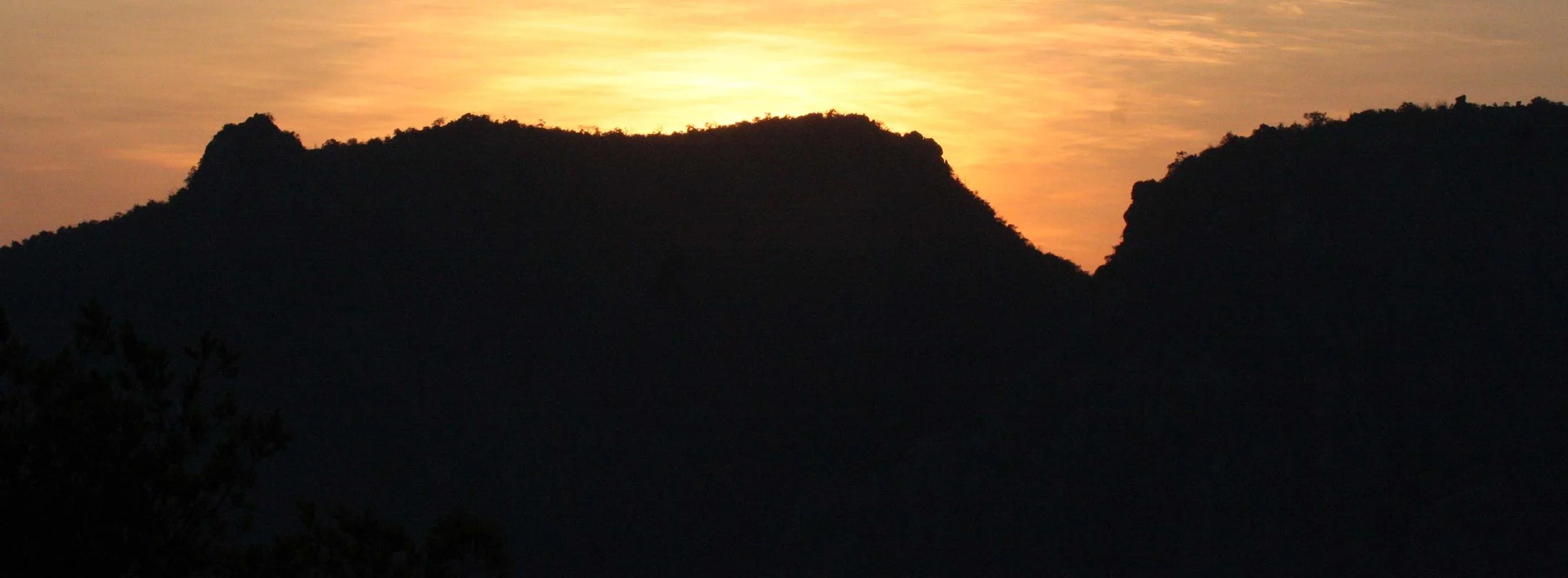 KHAO SAM ROI YOT THAILAND - 2009 (28).JPG