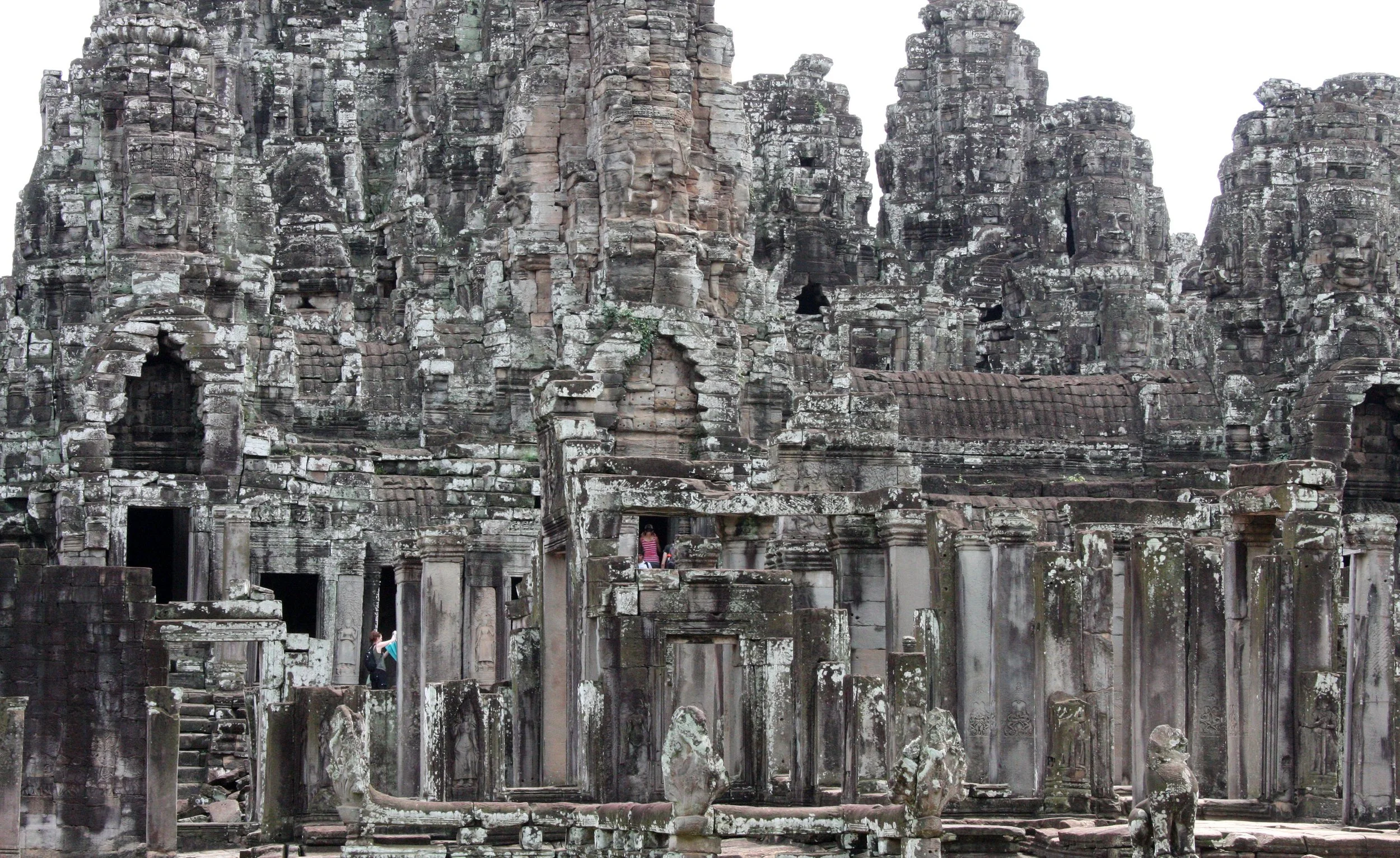 BAYON TEMPLE CAMBODIA - JULY 2010 (6).JPG