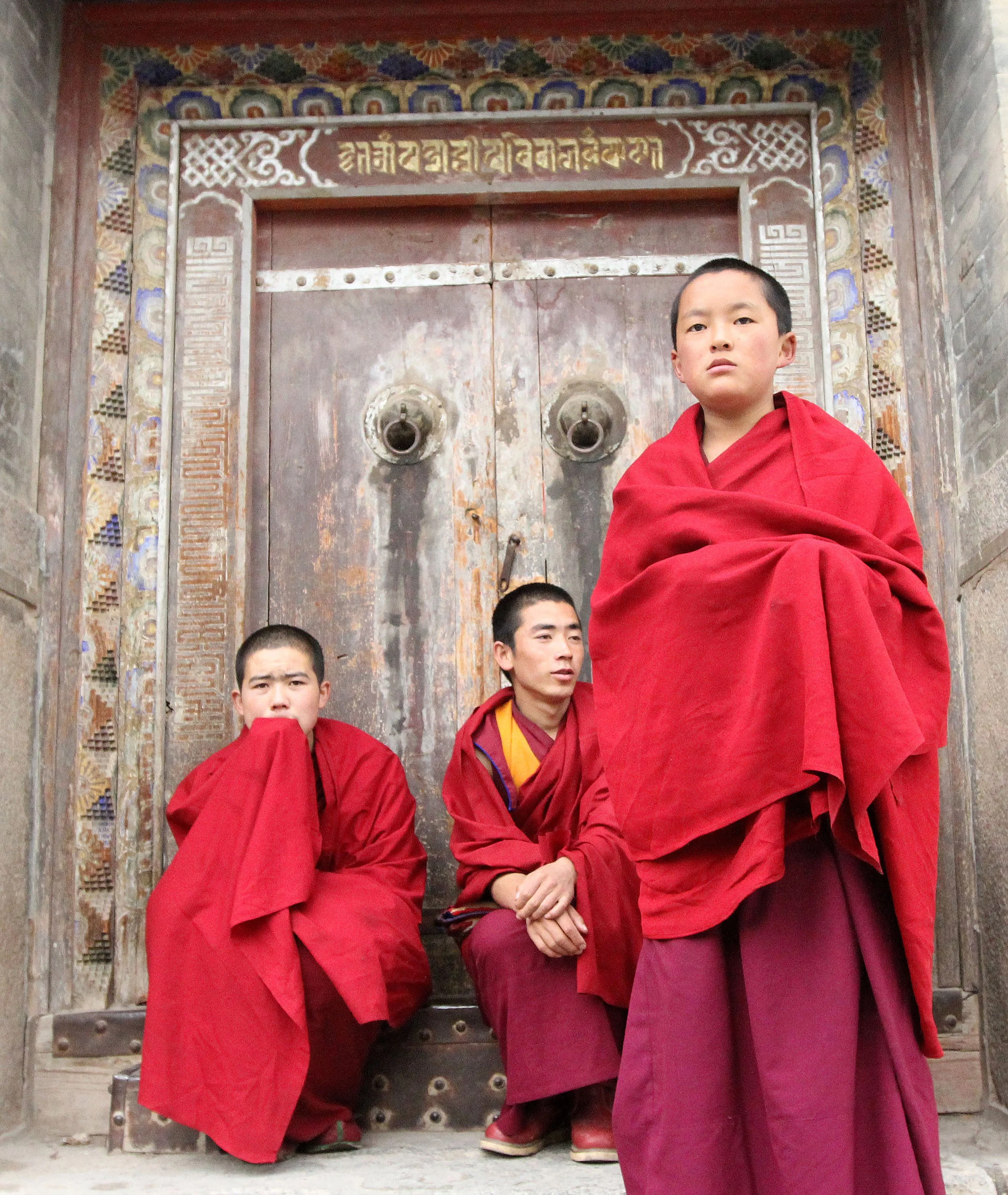 KUMBUM MONASTERY - QINGHAI - SUNNING BUDDHA FESTIVAL 2013 (3).JPG