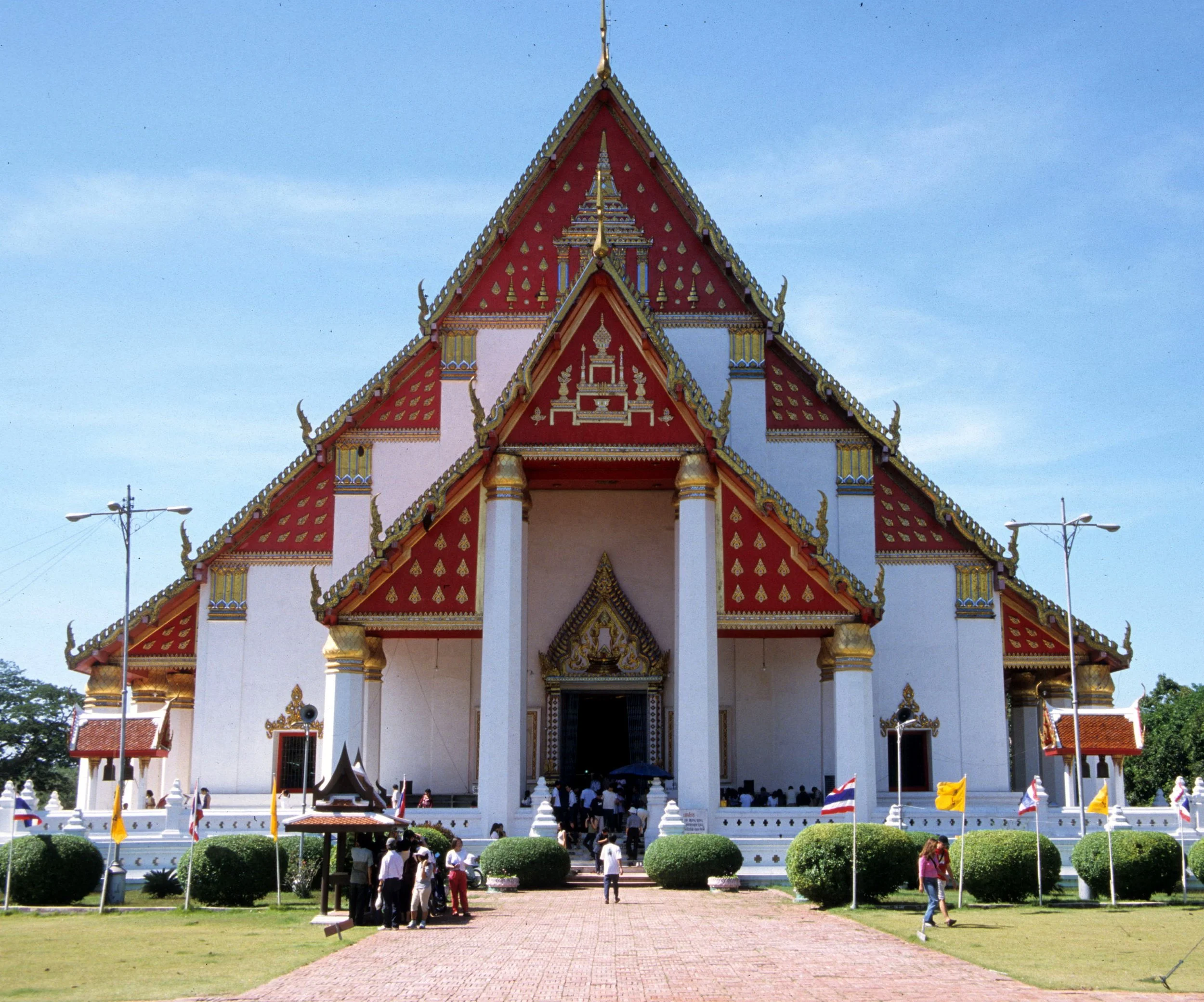 AYUDTHAYA - WAT ON OUTSKIRTS K.jpg