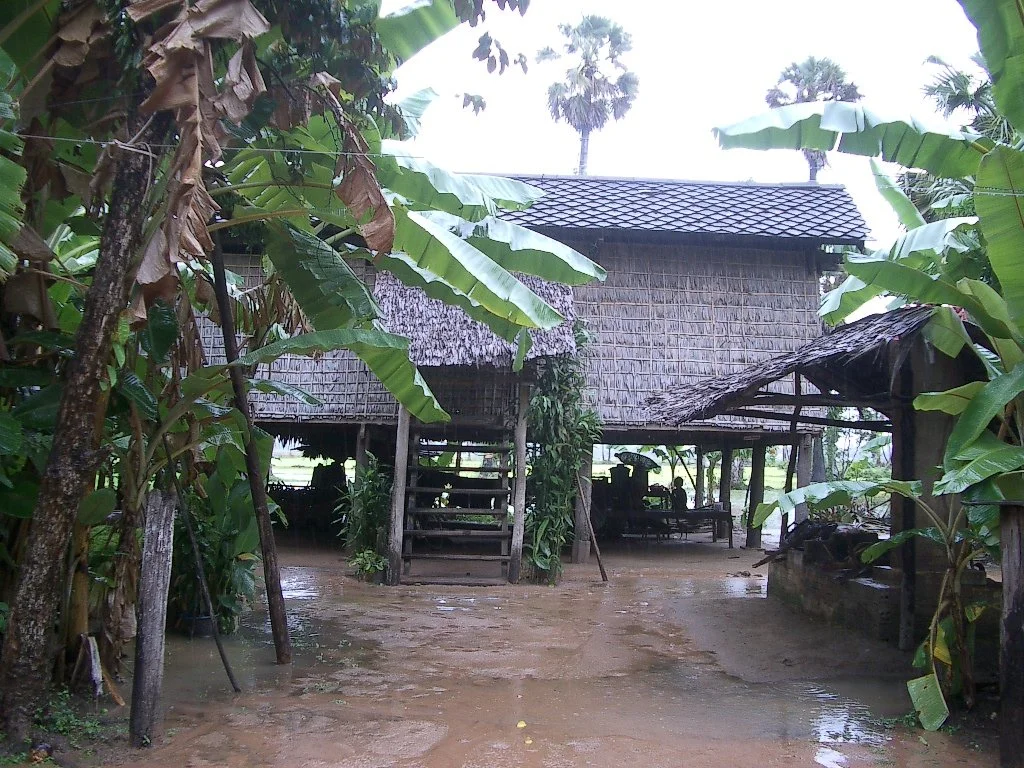 ANGKOR - BANTEAY SREI TEMPLE - CAMBODIA .JPG