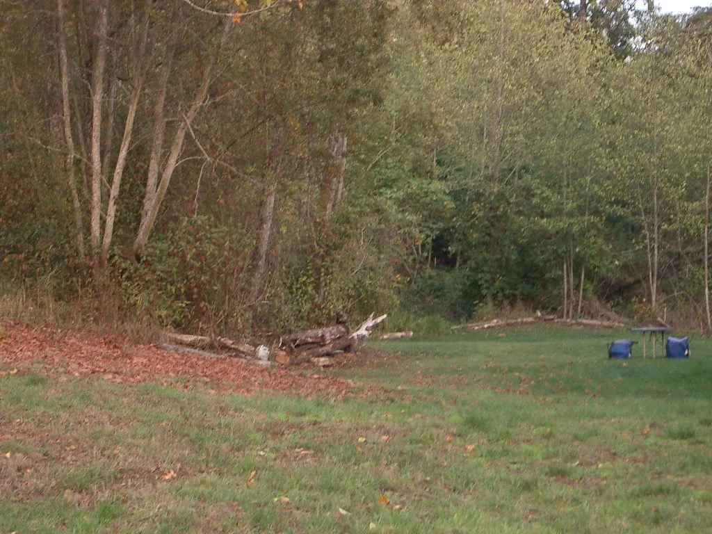 2003-10-14 LAKE FARM (7).JPG