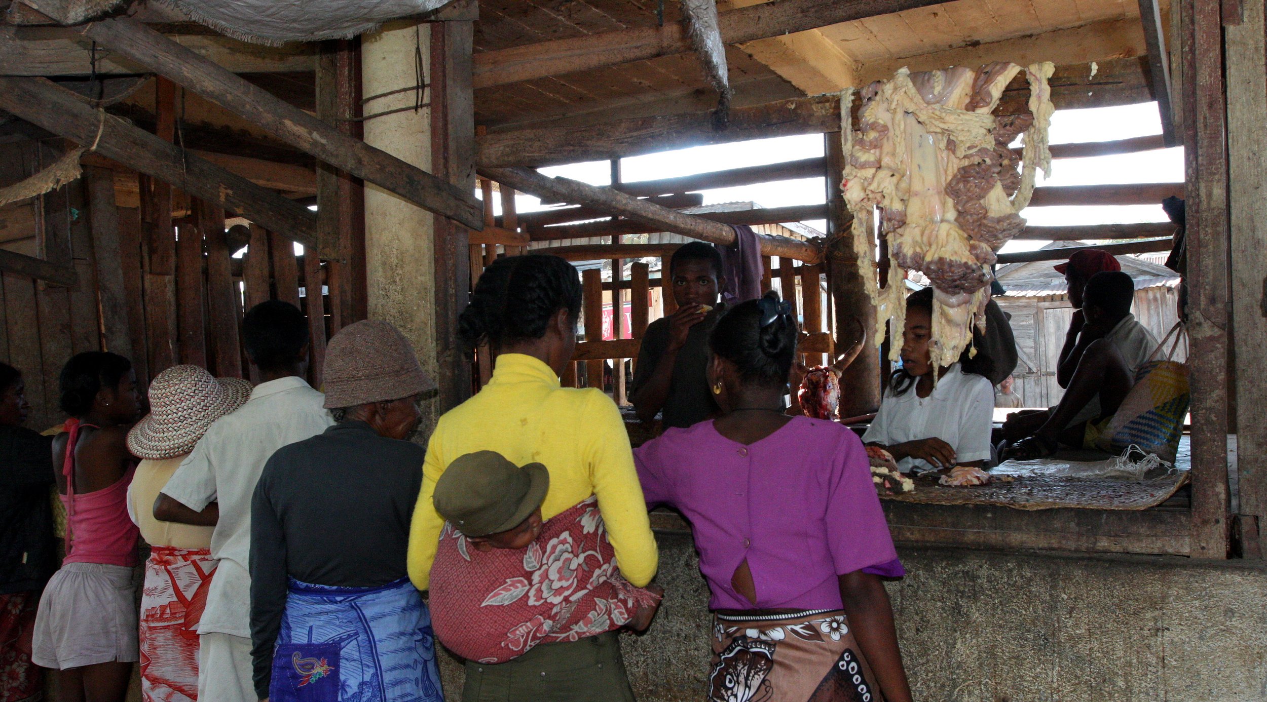 ANTANDROY VILLAGE - MARKET DAY (37).JPG