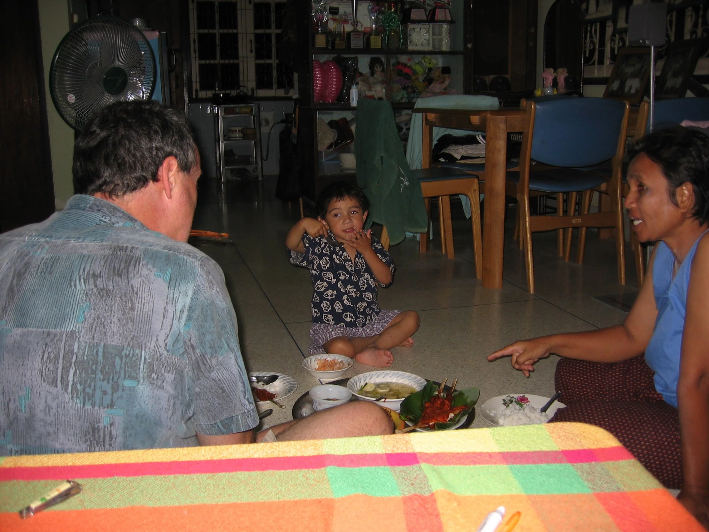 2005 Nakhonsithammarat with Family (78).jpg