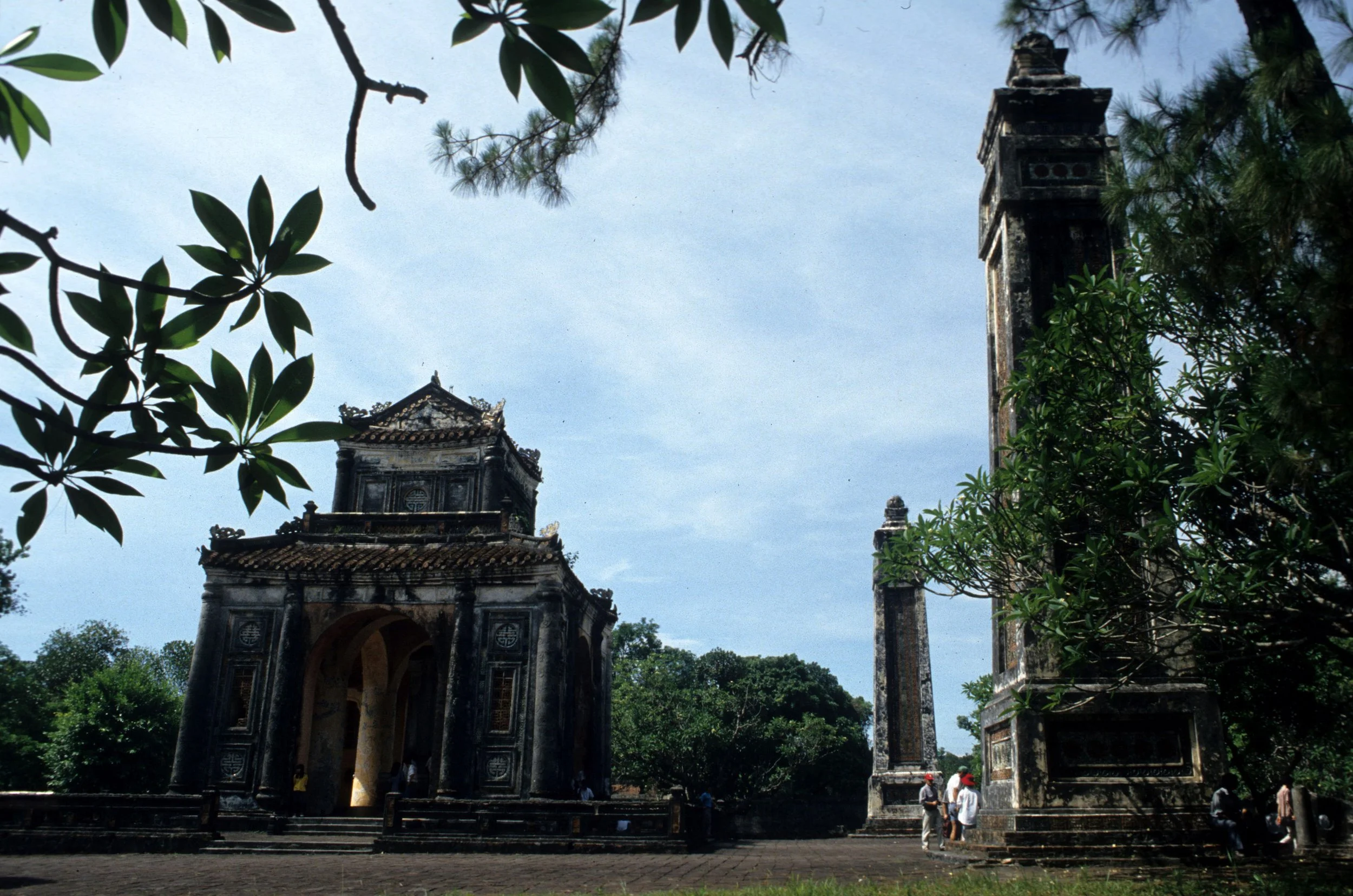 HUE - TU DUC.jpg