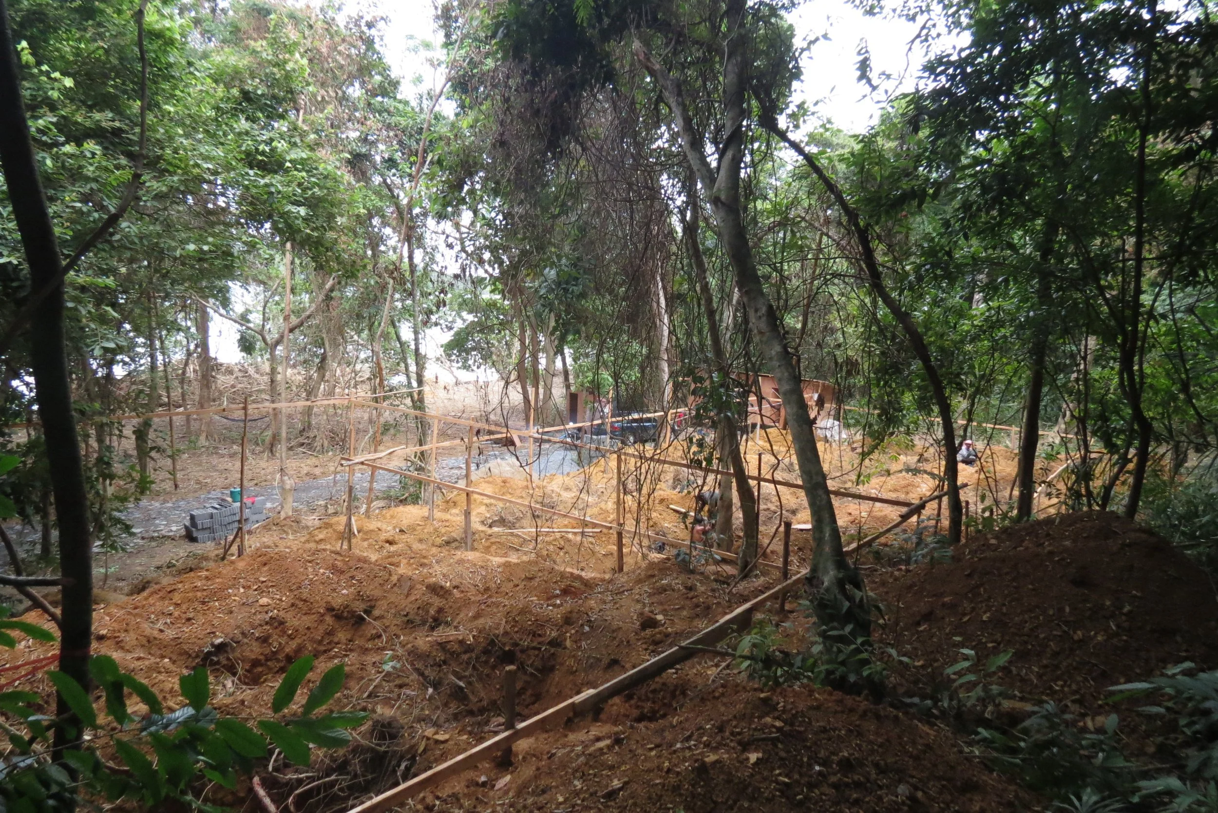 2014 Koh Lanta Build (91).JPG