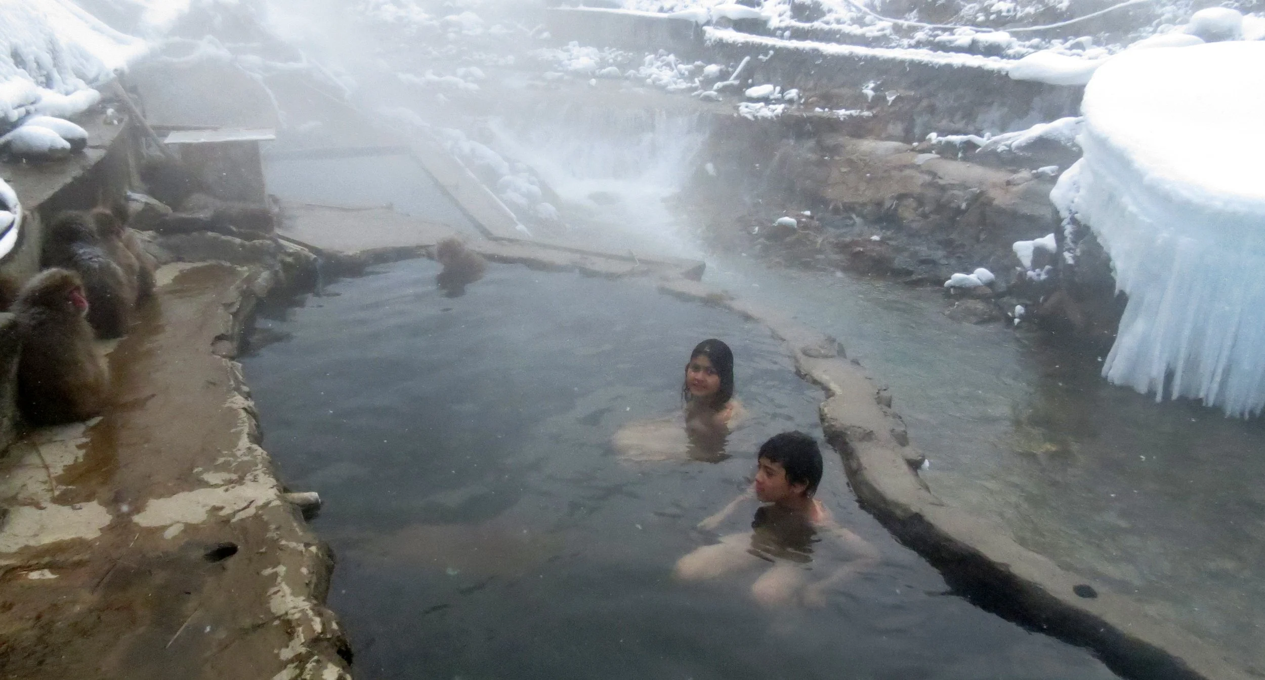 JIGOKUDANI ONSEN - KORAKUKAN RYOKAN - NAGANO PREFECTURE JAPAN (51).JPG