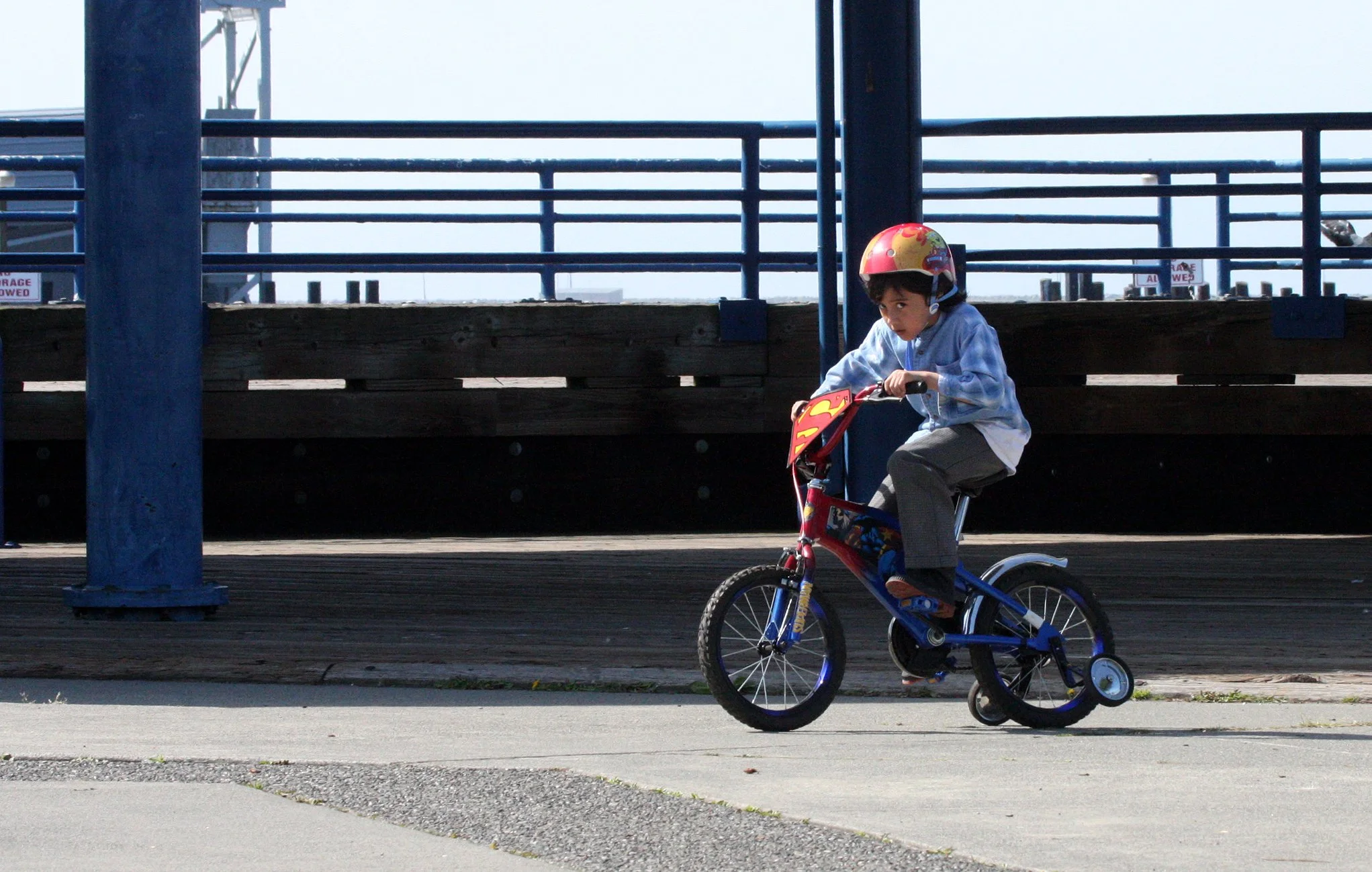 2009-5-24 COKIE RIDING THE PIER IN PA.JPG