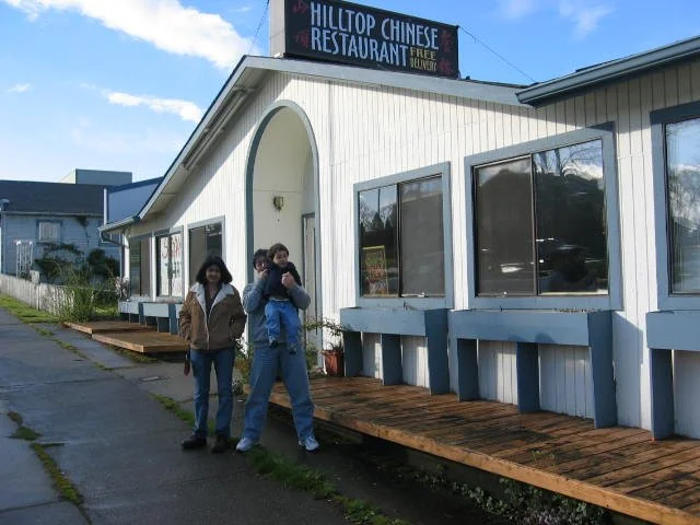 2005-4-3 SABAI THAI WITH VICTOR.jpg