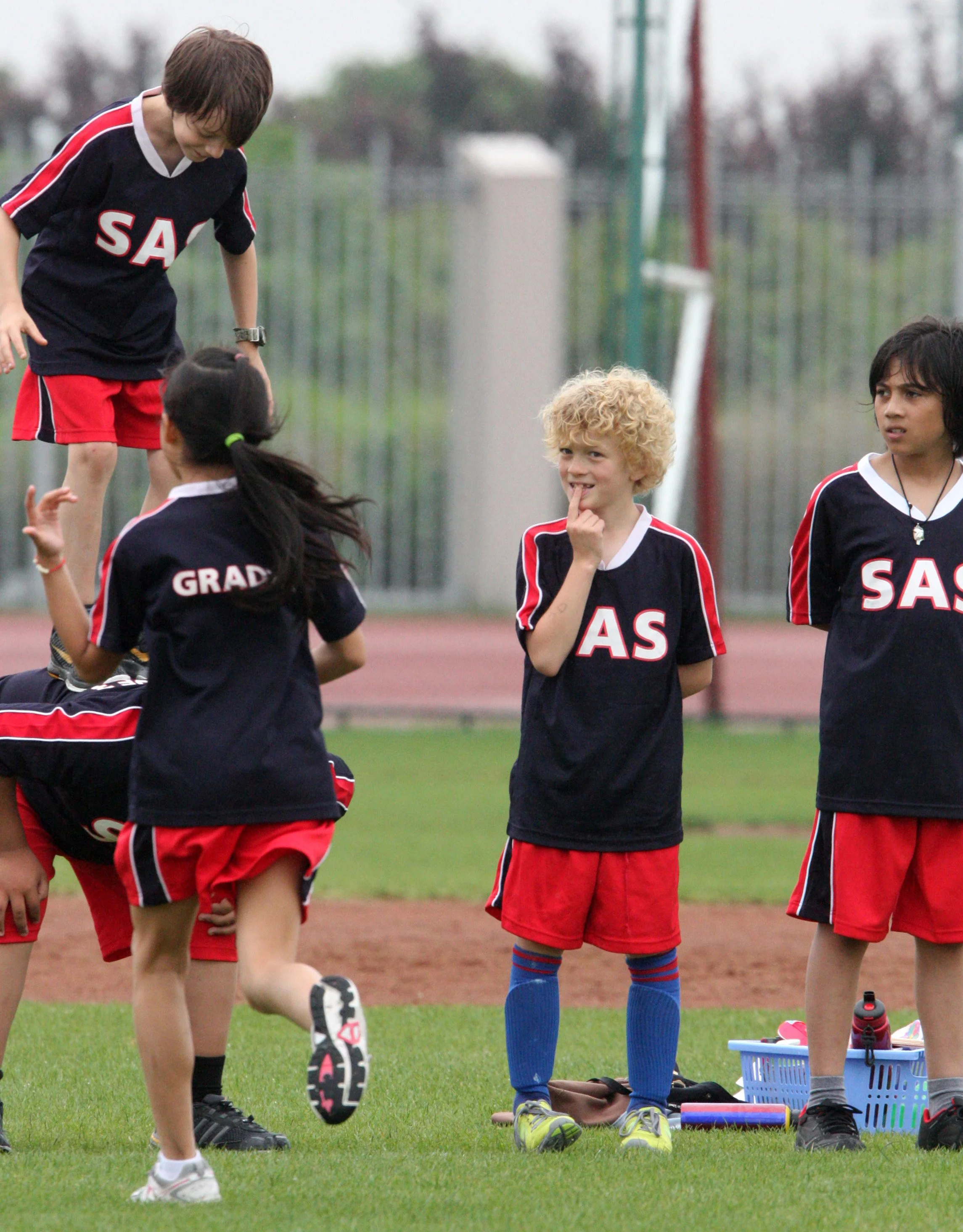 3RD SOCCER GAMES 2012 (41).JPG