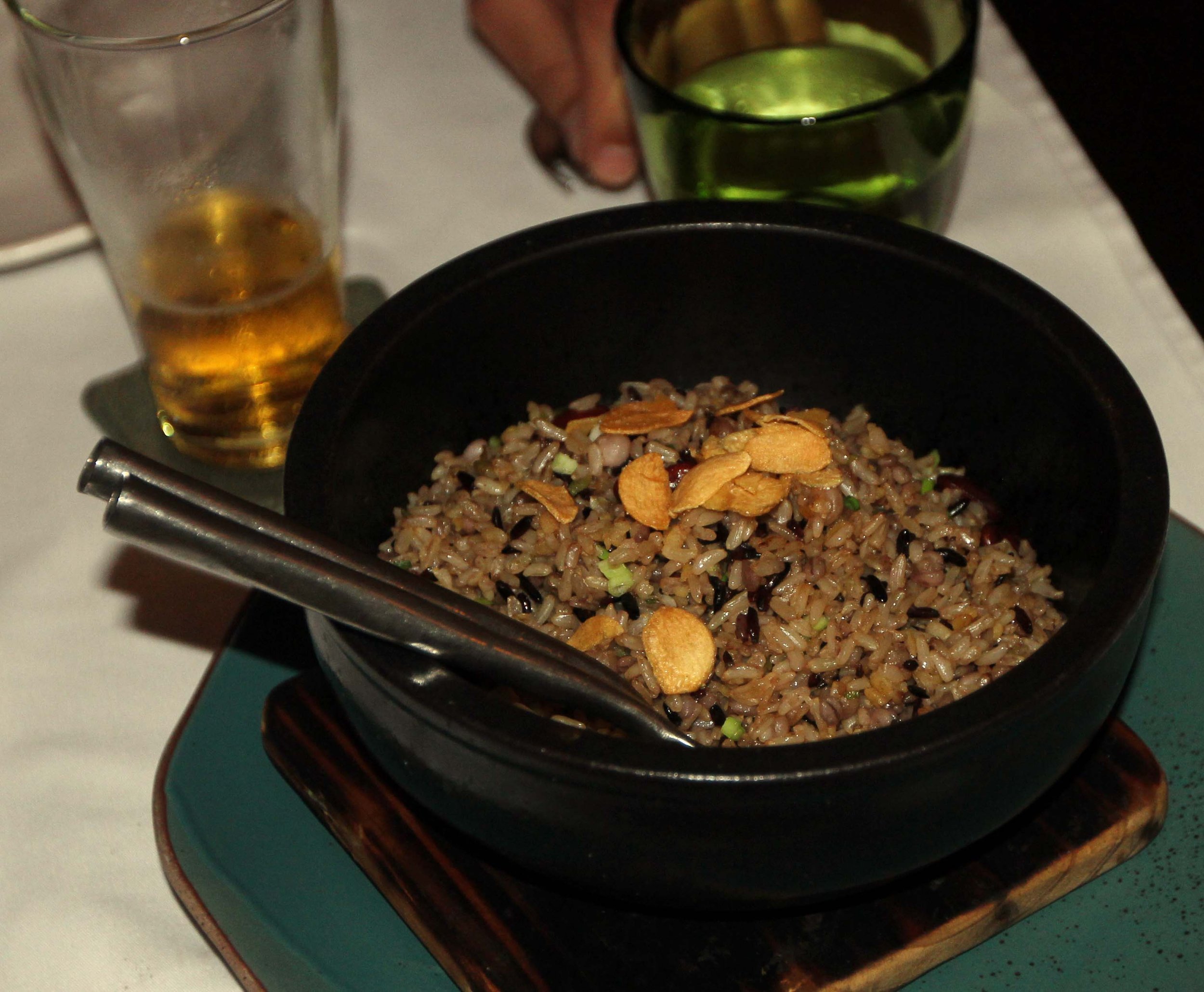 2013 BKK - NIGHT OUT AT ISSAYA WITH FRIENDS (36).JPG