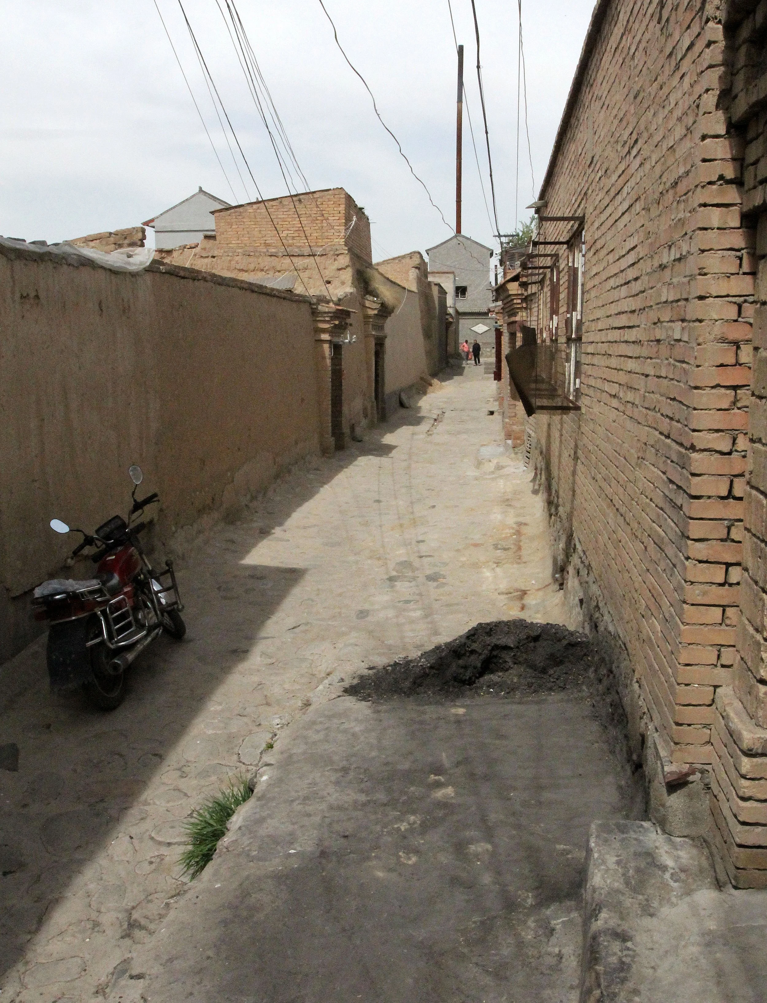 DANGEER TOWN - QINGHAI LAKE CHINA (17).JPG