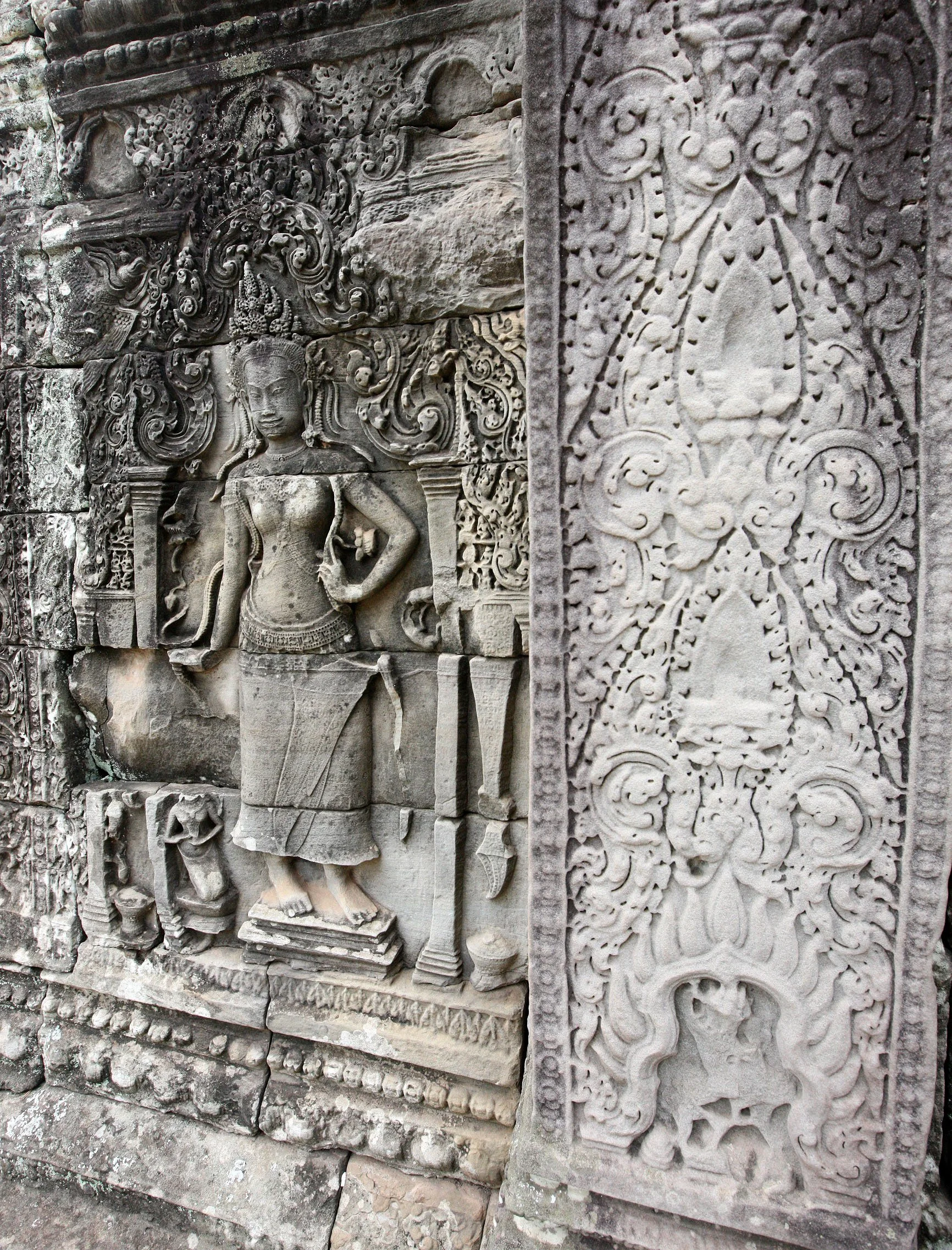 BAYON - JULY 2010 (18).JPG
