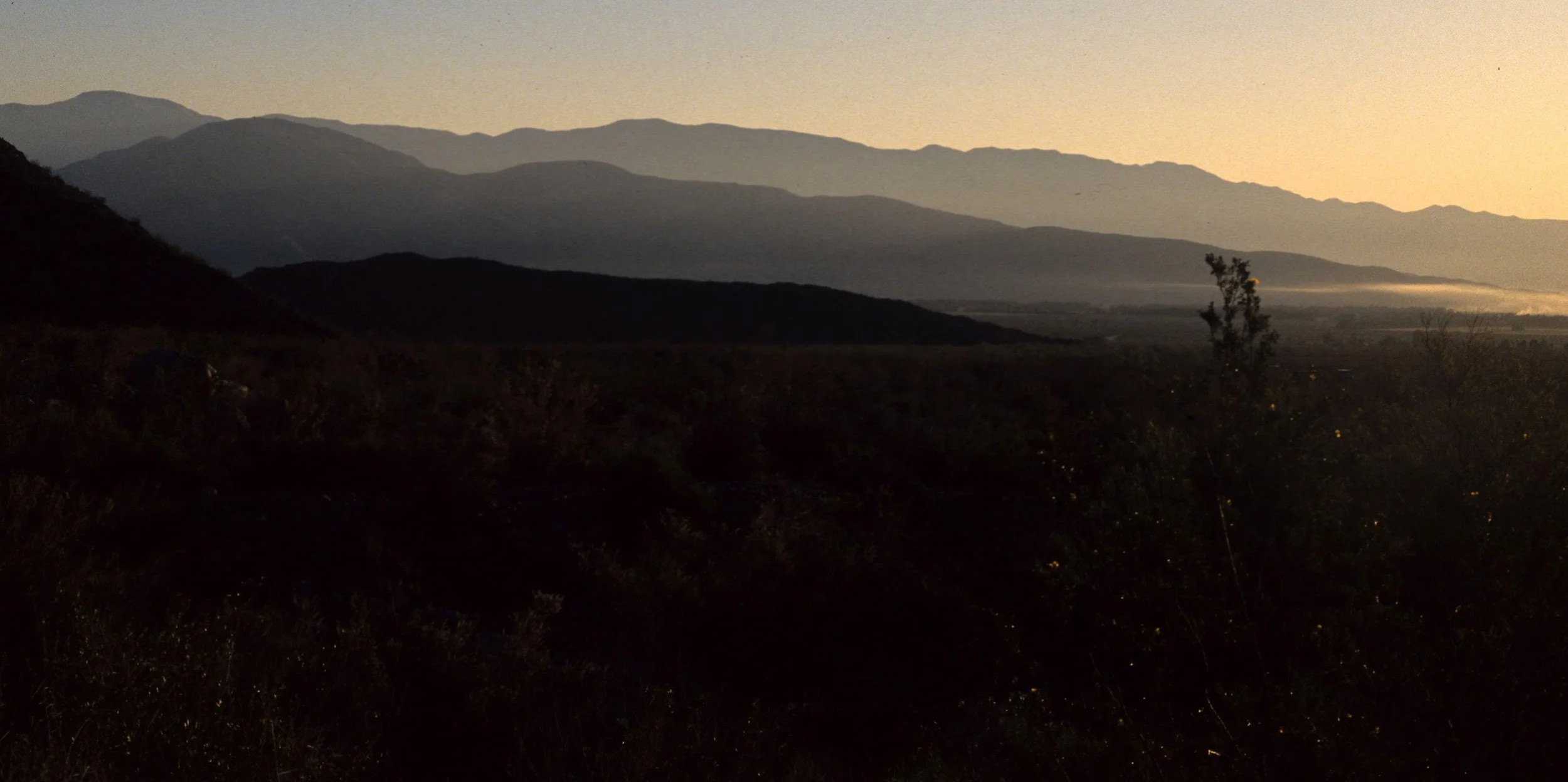 CALIFORNIA - SIERRA - OWENS LAKE - EAST SIDE.jpg