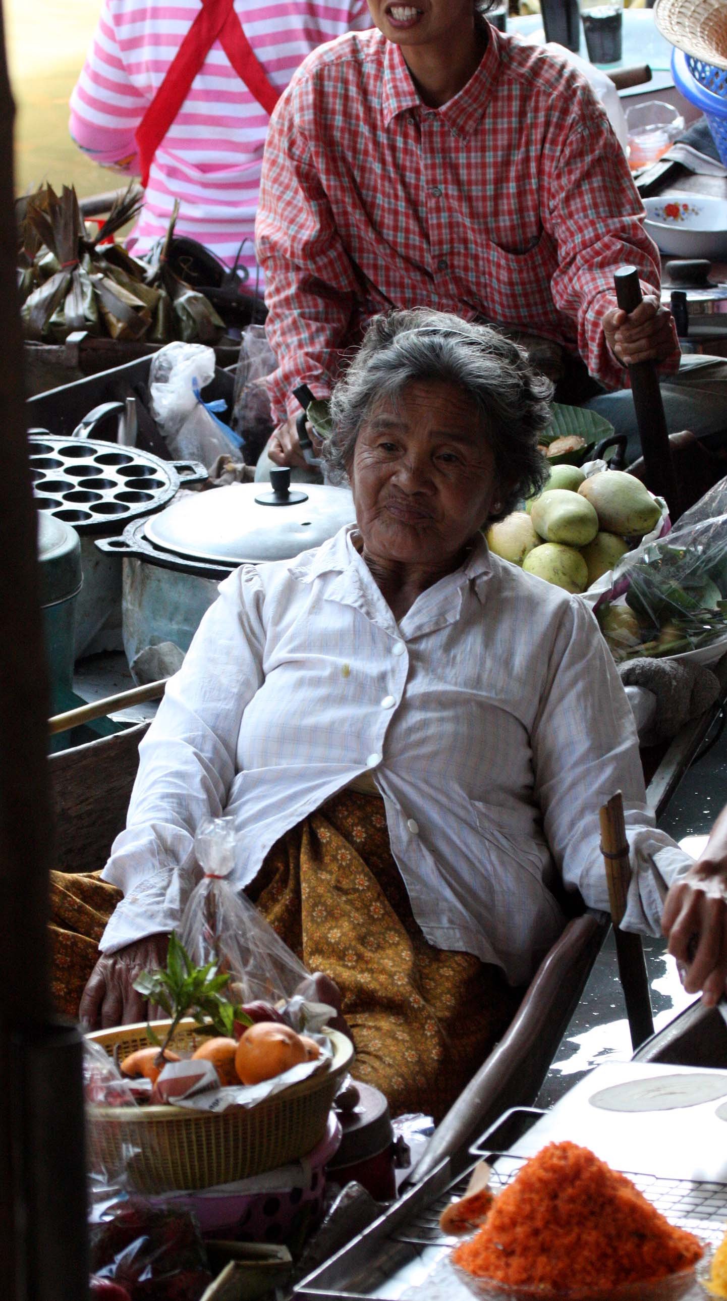 2008 Damnoen Saduak Floating Market Day Trip (92).JPG