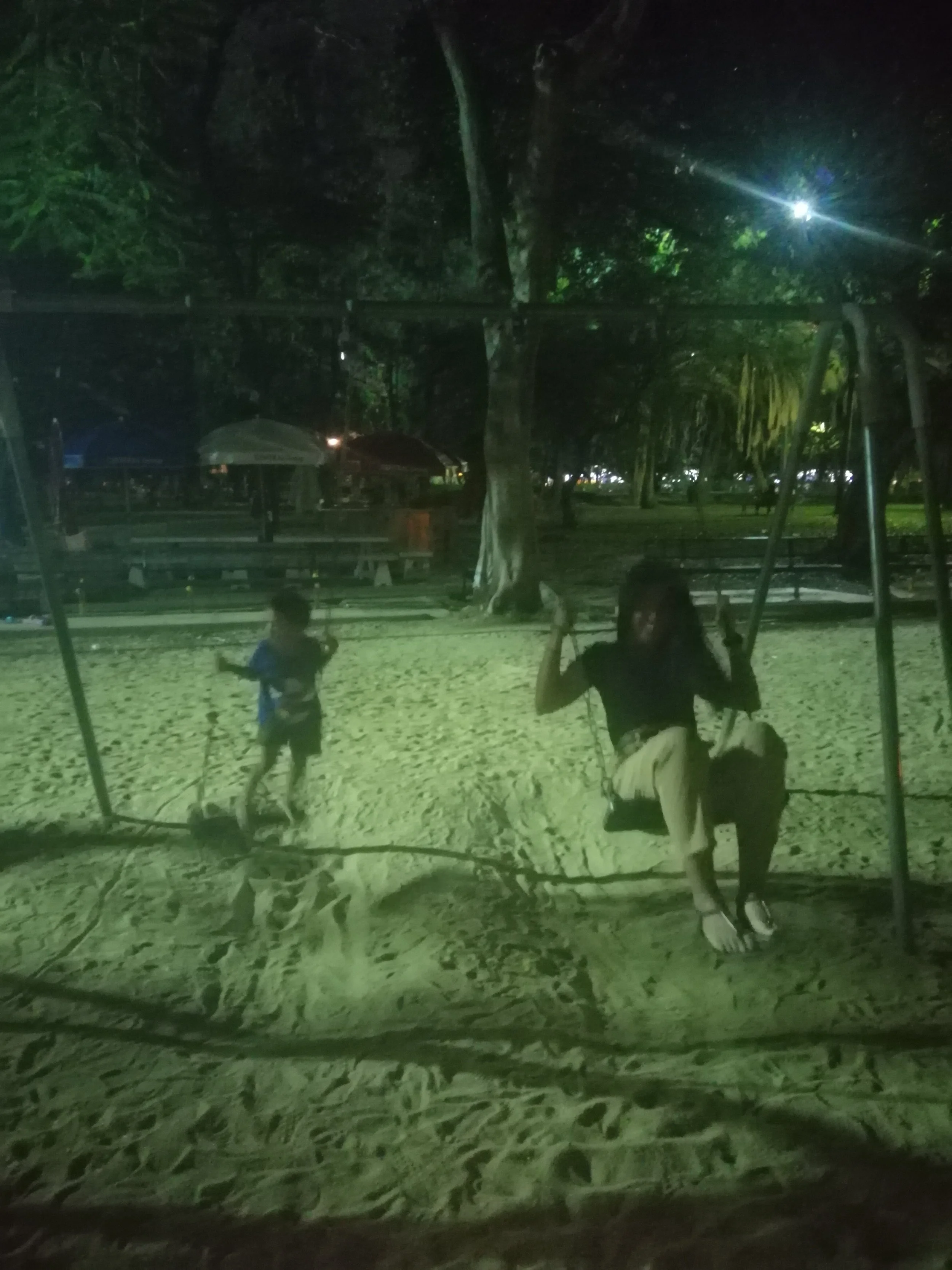 2019 Lumpini Park Bangkok with Gift and Ann (58).jpg