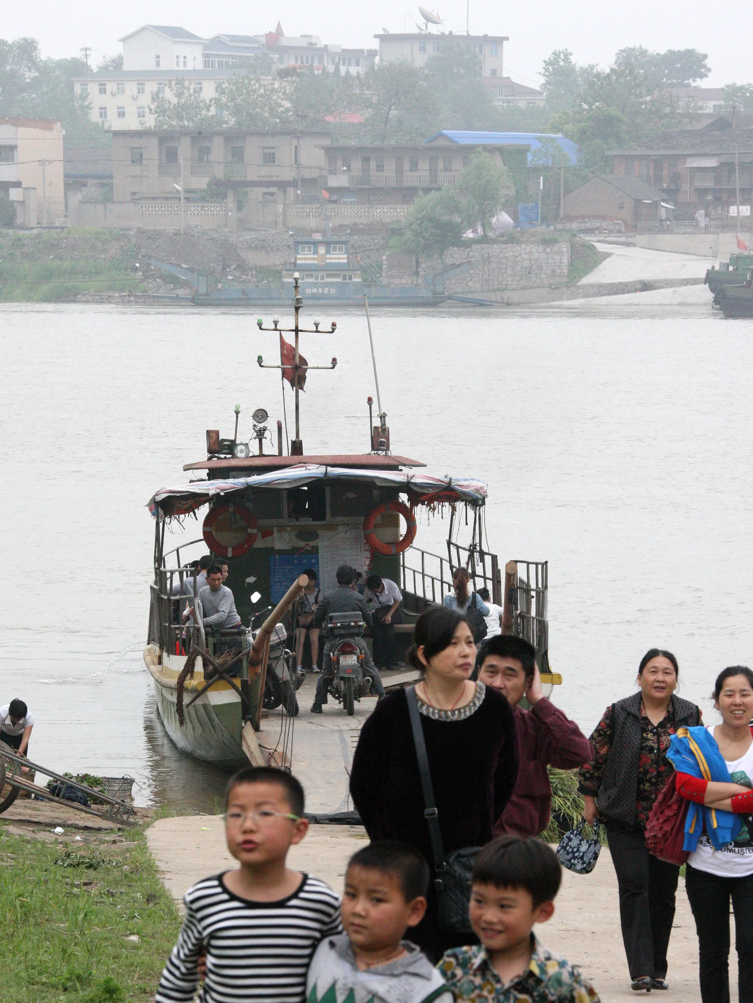 TONGLING RIVER DOLPHIN NATIONAL NATURE RESERVE - YUZHOU ISLAND (31).JPG