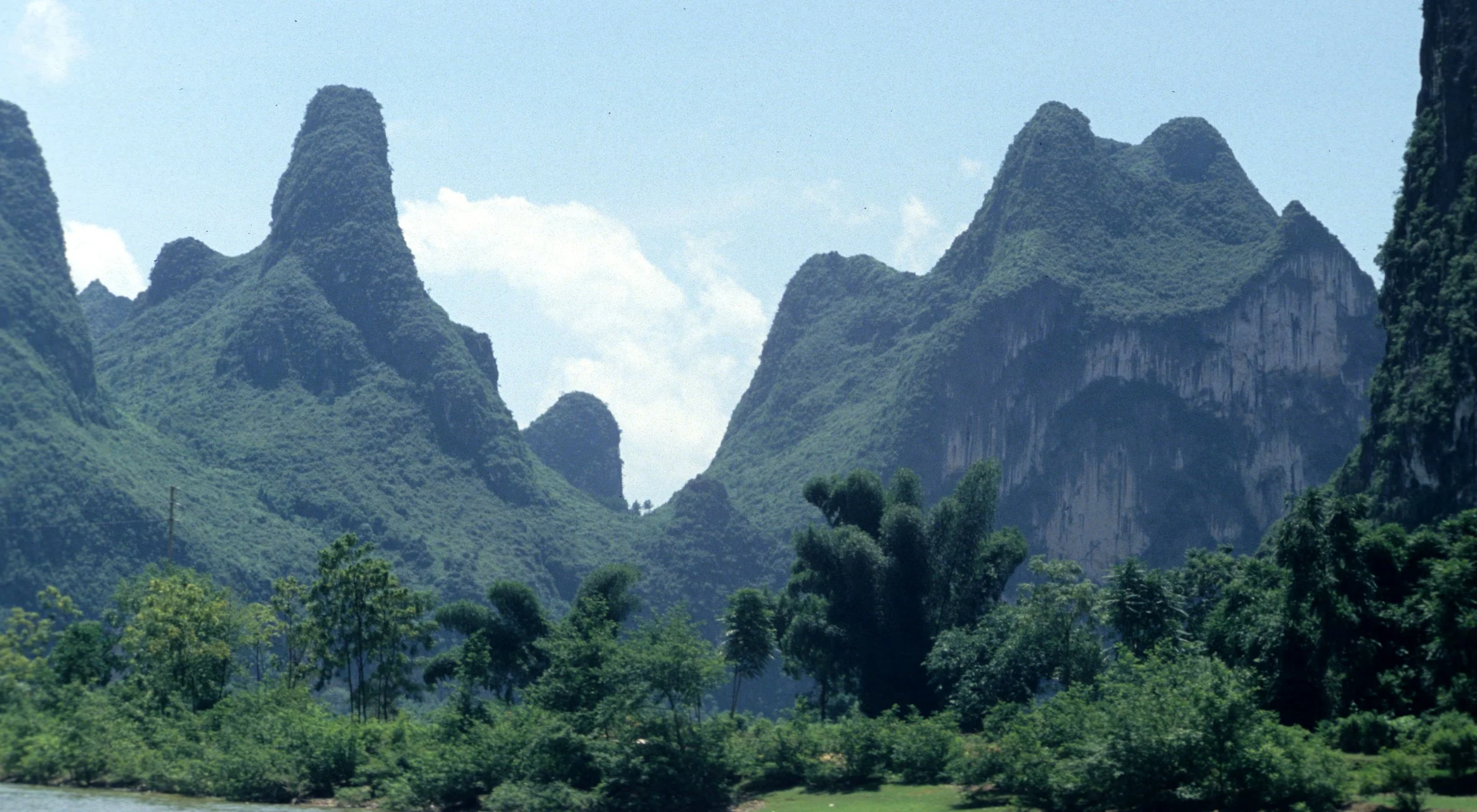 GUILIN - LI RIVER KARST TOPOGRAPHY (12).jpg