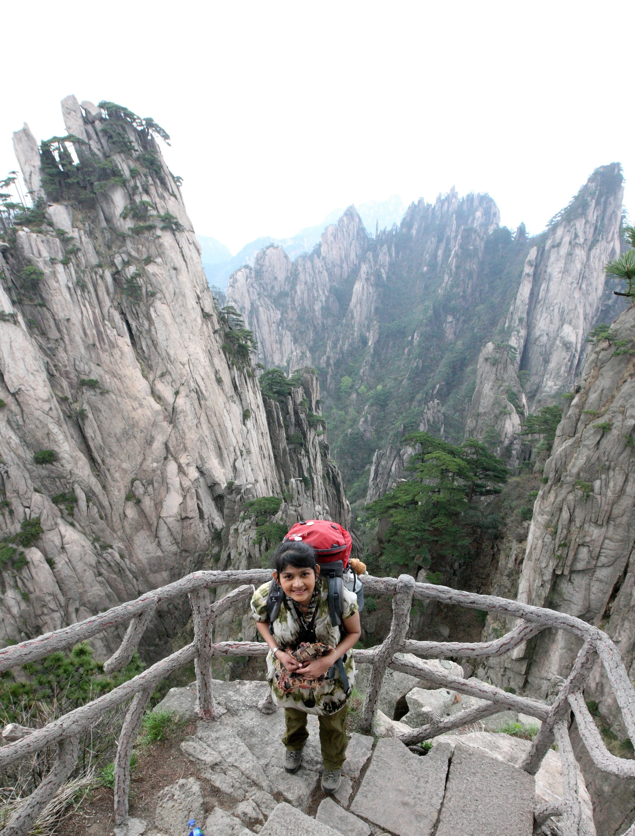 HUANGSHAN NATIONAL PARK ANHUI PROVINCE CHINA (79).JPG
