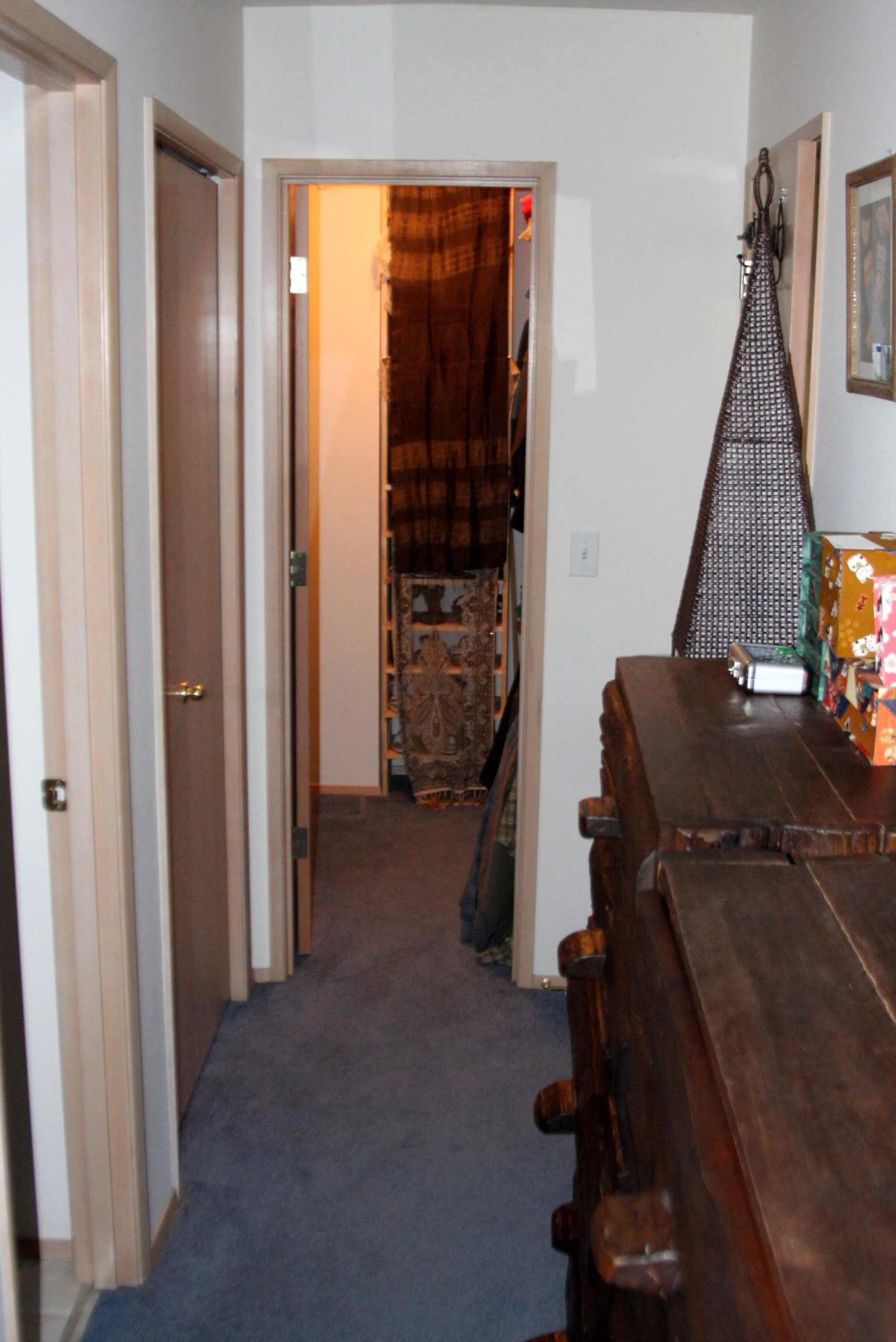 2009-4-24 - HOUSE - MASTER BATH - THIRD LEVEL (5).JPG