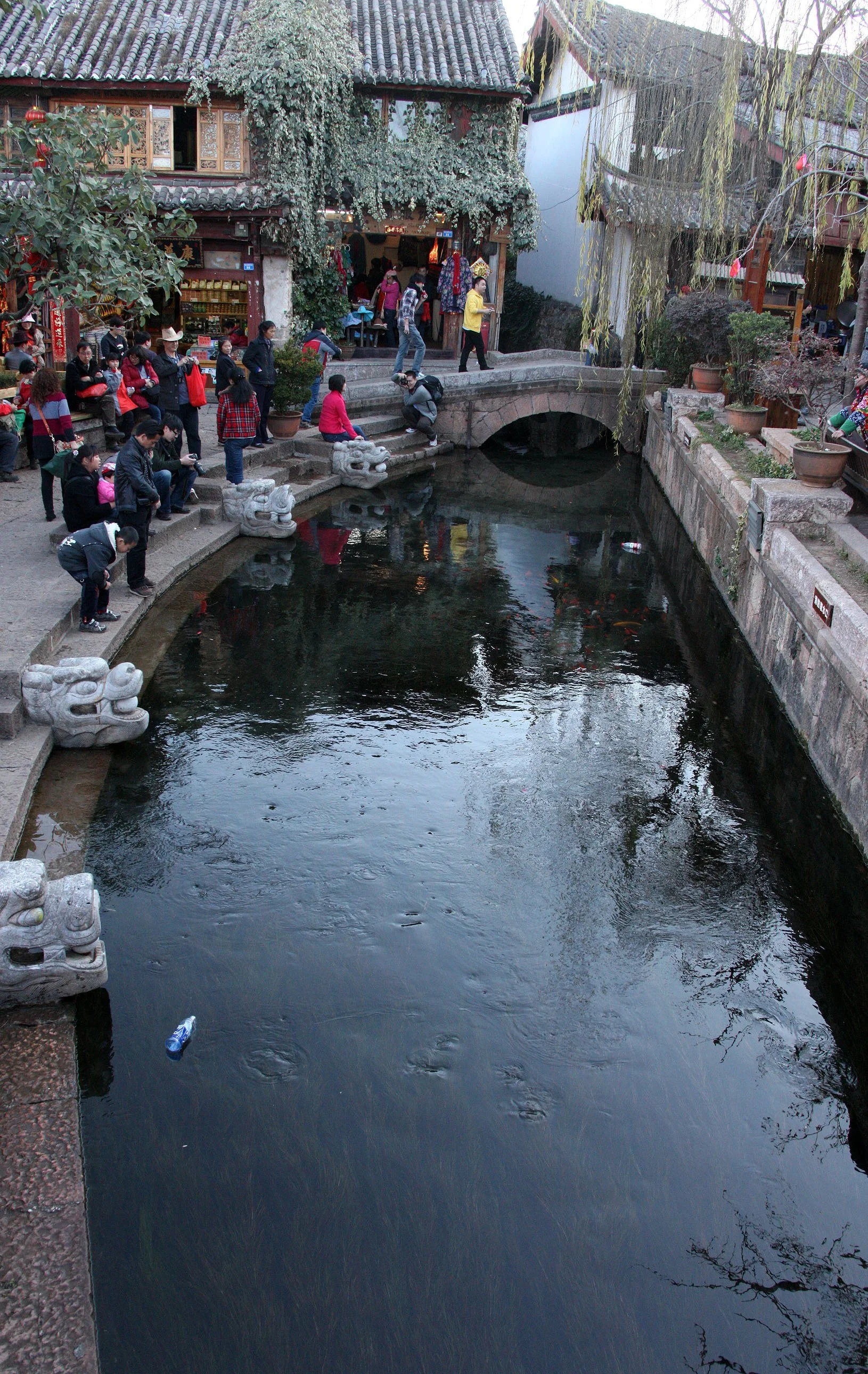 YUNNAN - LIJIANG ANCIENT TOWN - CHINA (93).JPG