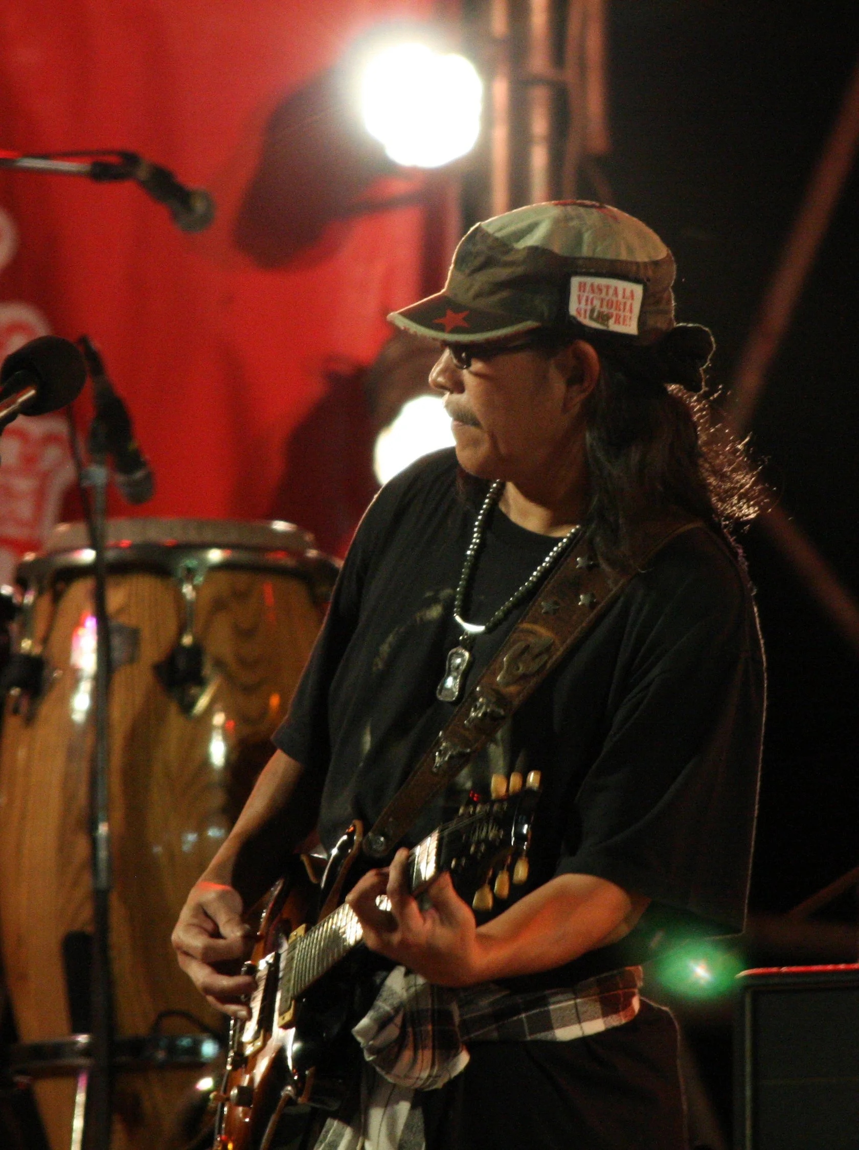 2010-7-18 CARRABAO CONCERT IN NAKHONSITHAMMARAT (57).JPG