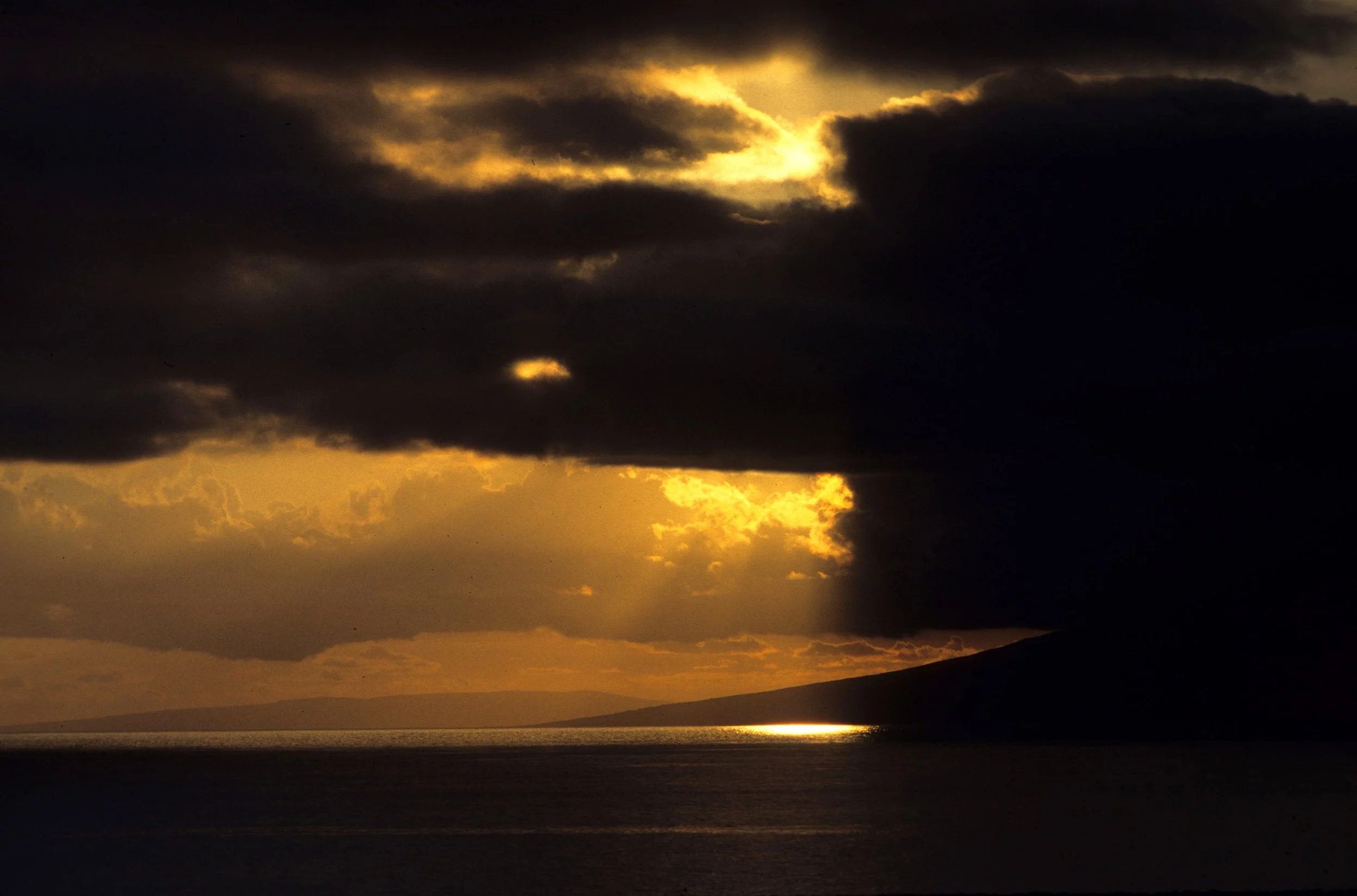 HAWAII - KAUAI - SUNSET.jpg
