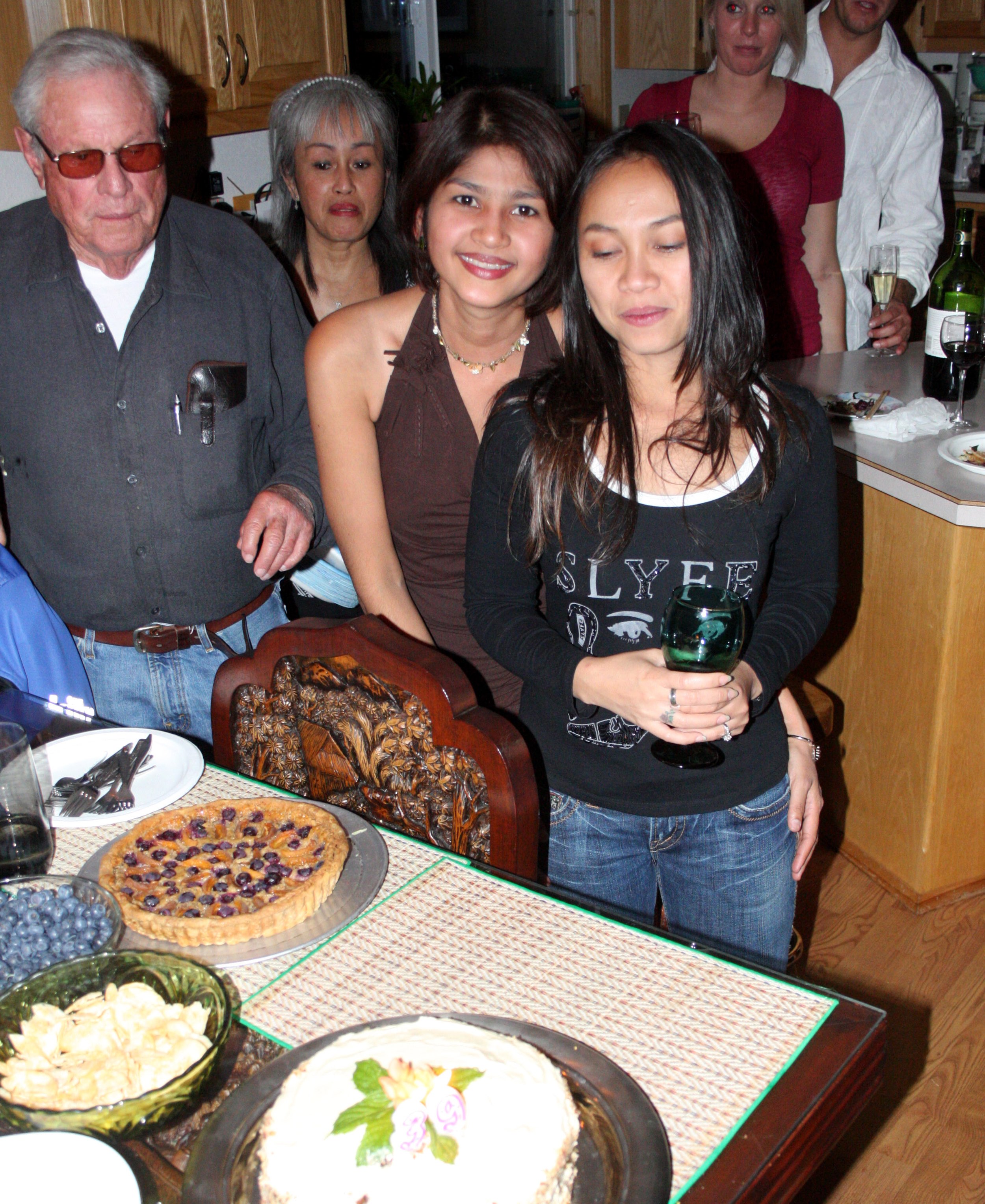 2008-9-28 NOI'S BIRTHDAY PARTY AT TUMI'S (35).JPG