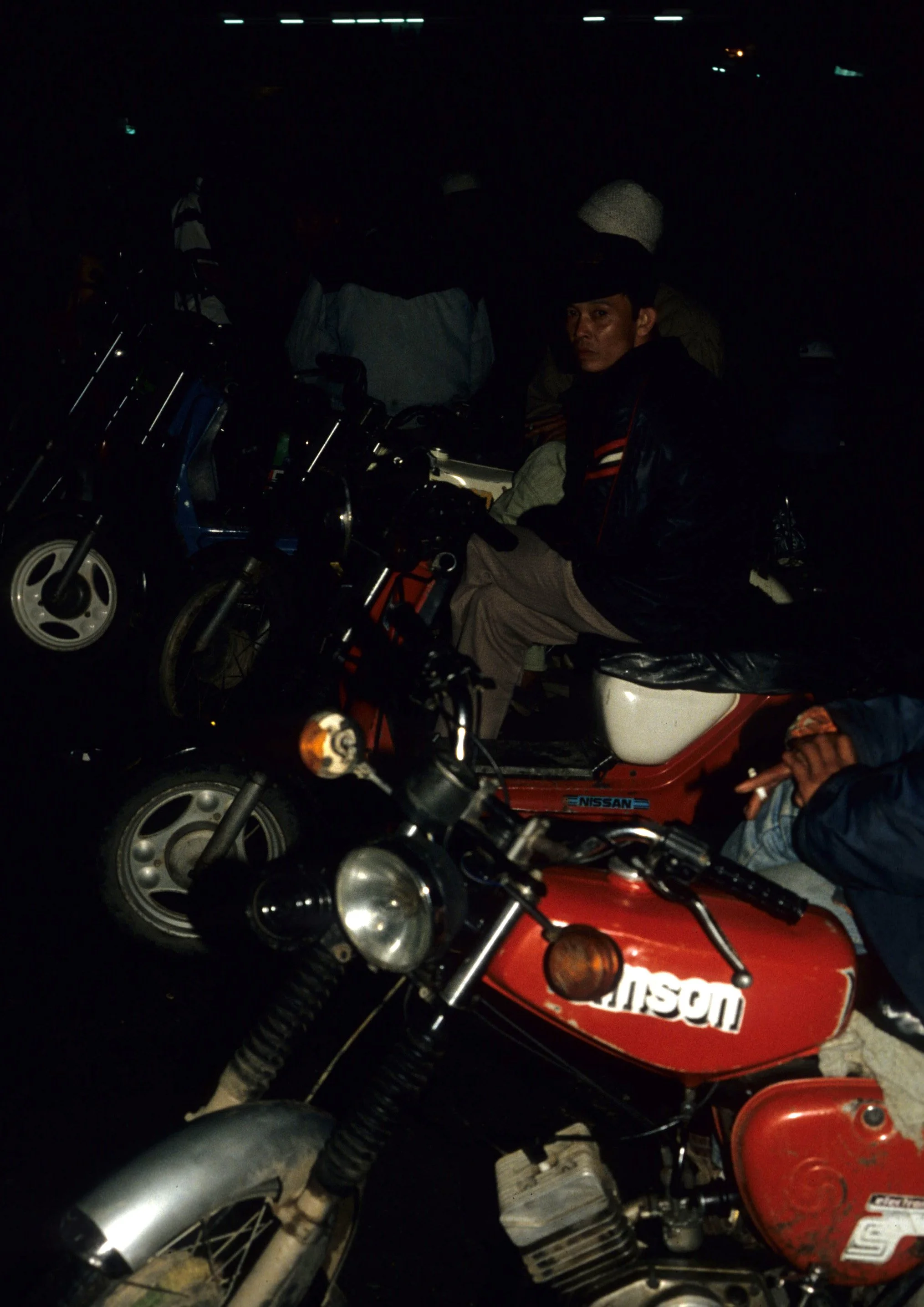 DALAT - MARKET SCENES 1994 (3).jpg