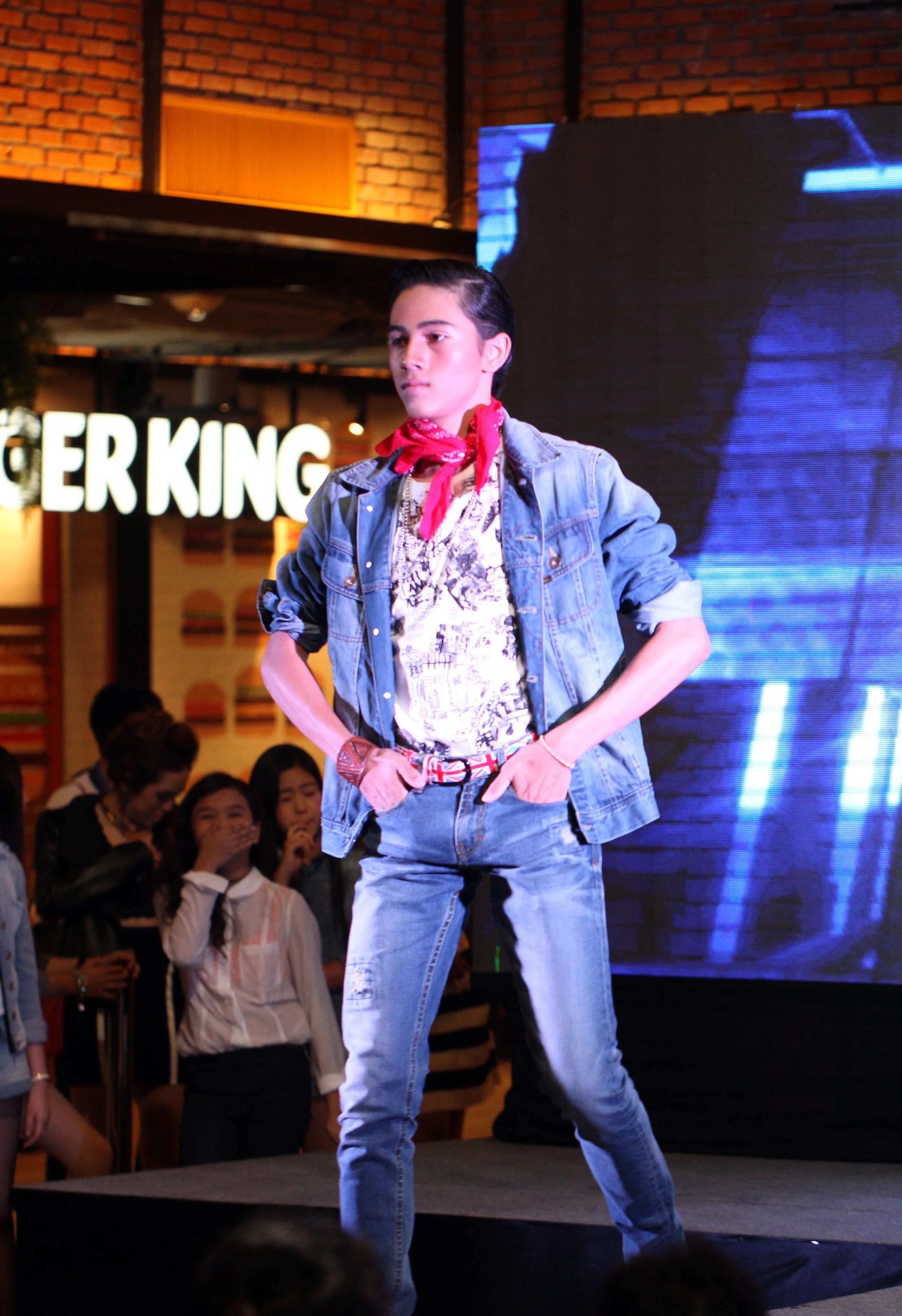 2016 Monkey Town Modeling Cokie in Bangkok (43).JPG