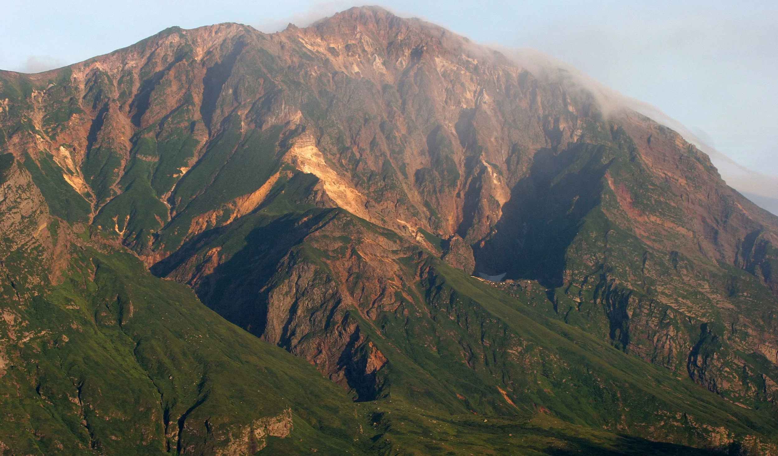 KURIL ISLANDS - VIEW LANDSCAPES AND GEOL - RUSSIA (59).jpg