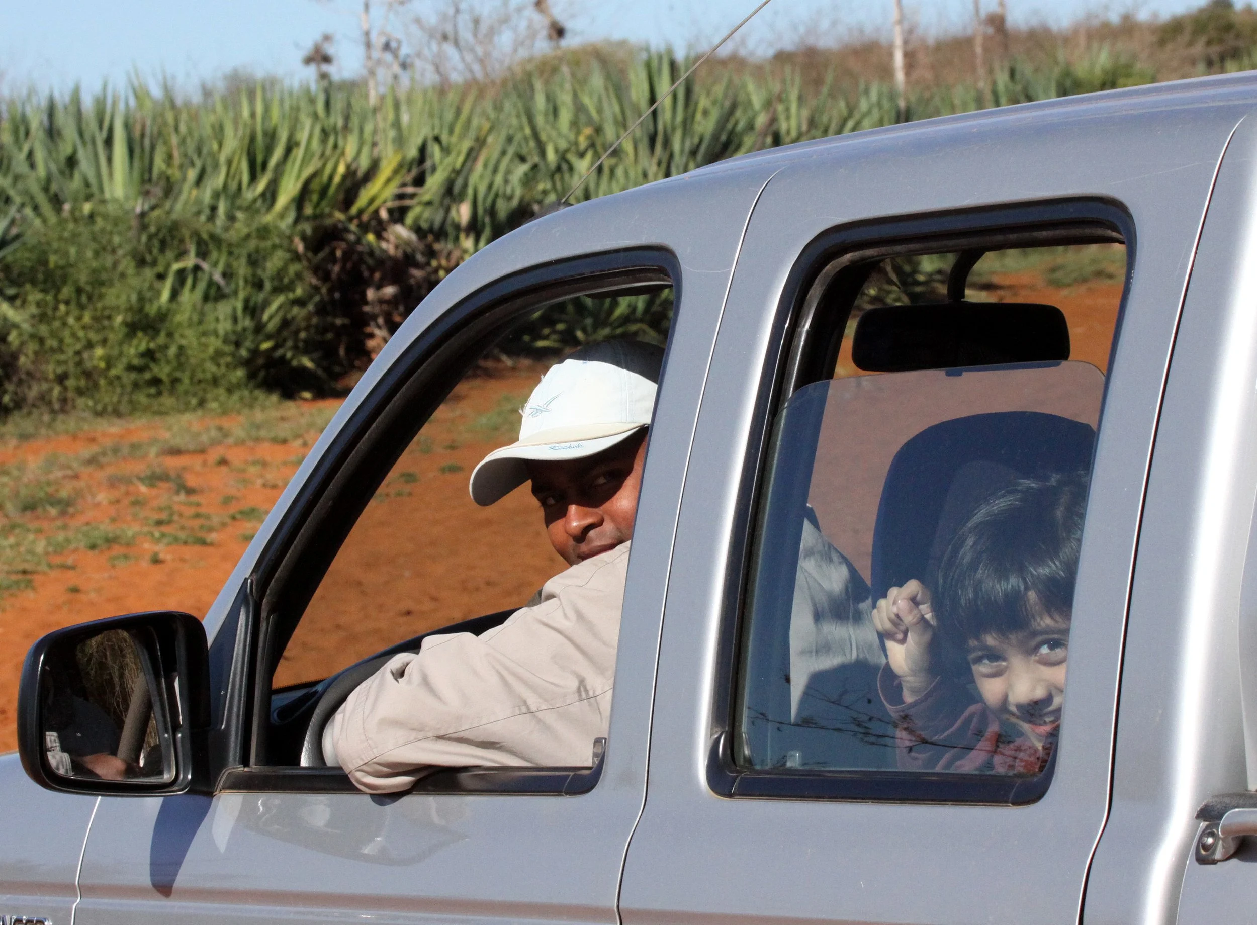 BERENTY RESERVE MADAGASCAR - GUIDE.JPG