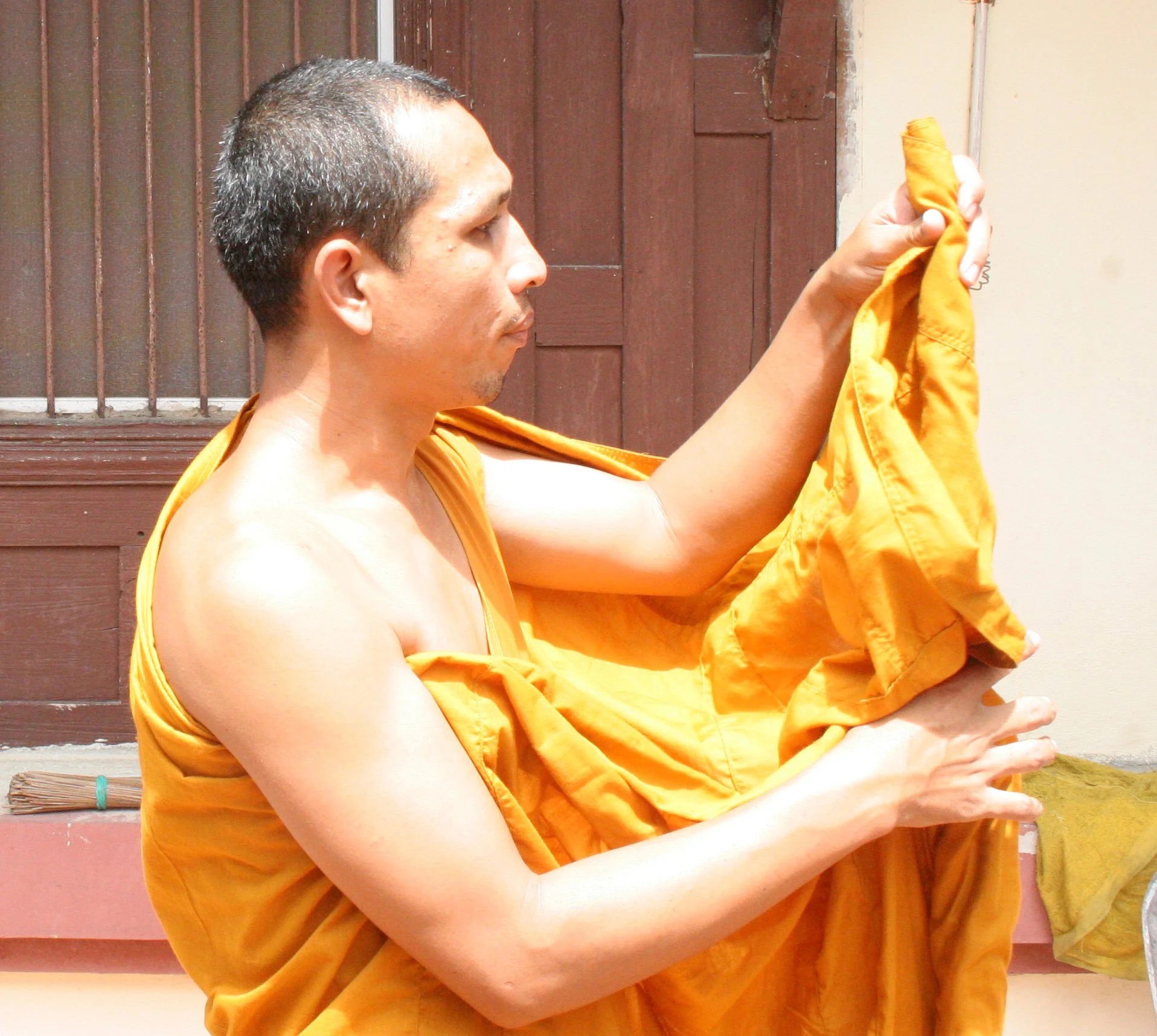 AYUDTHAYA - 2008 - VISITING UNCLE DANG (20).JPG