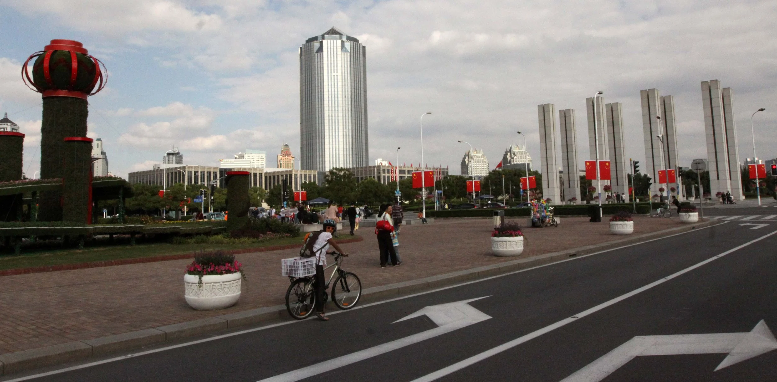 BIKE RIDE TO LIUJIAZUE PUDONG - NATIONAL HOLIDAY OCTOBER 2011 (68).JPG