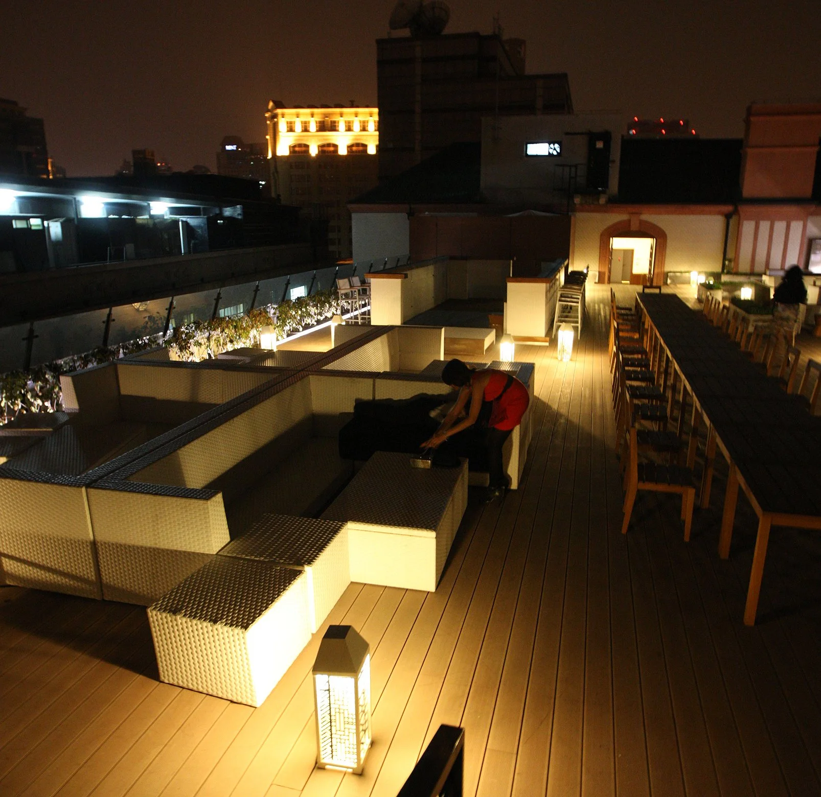 2011-4-29 NIGHT AT SHOOK AT 19 BUND SHANGHAI (250).JPG