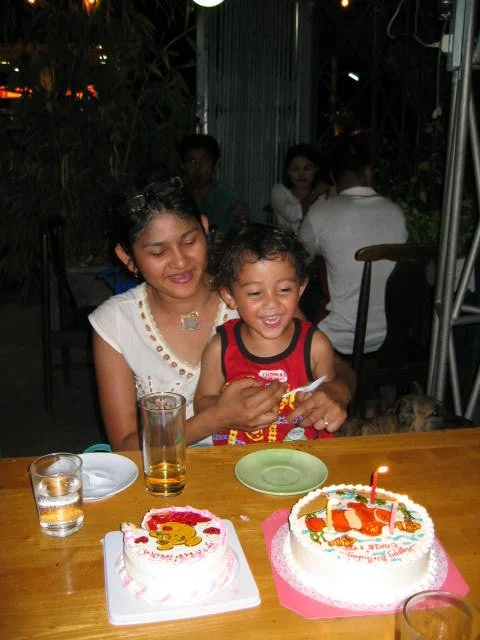 2005 Nakhonsithammarat with Family (45).jpg