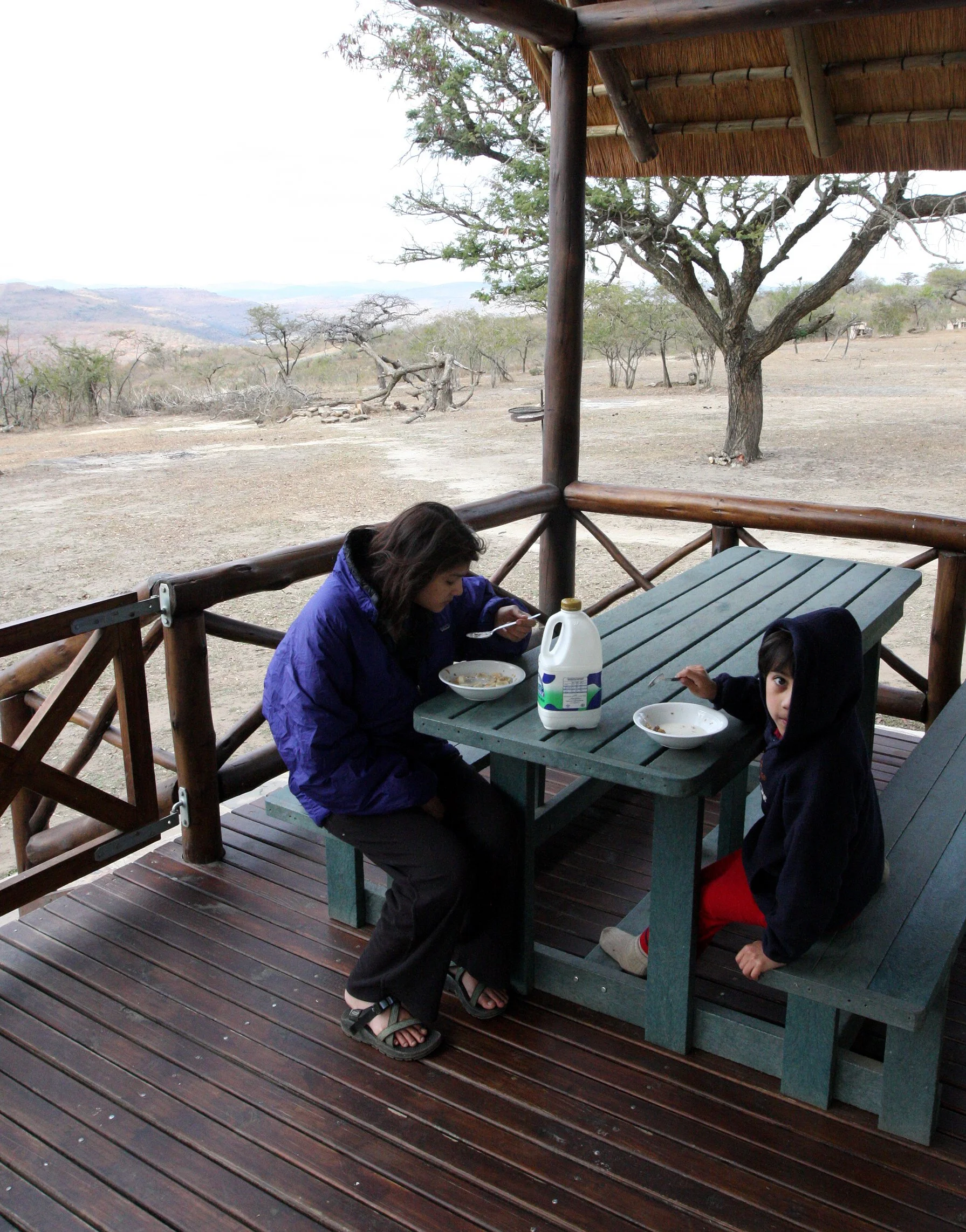 IMFOLOZI NATIONAL PARK SOUTH AFRICA - CHALET.JPG